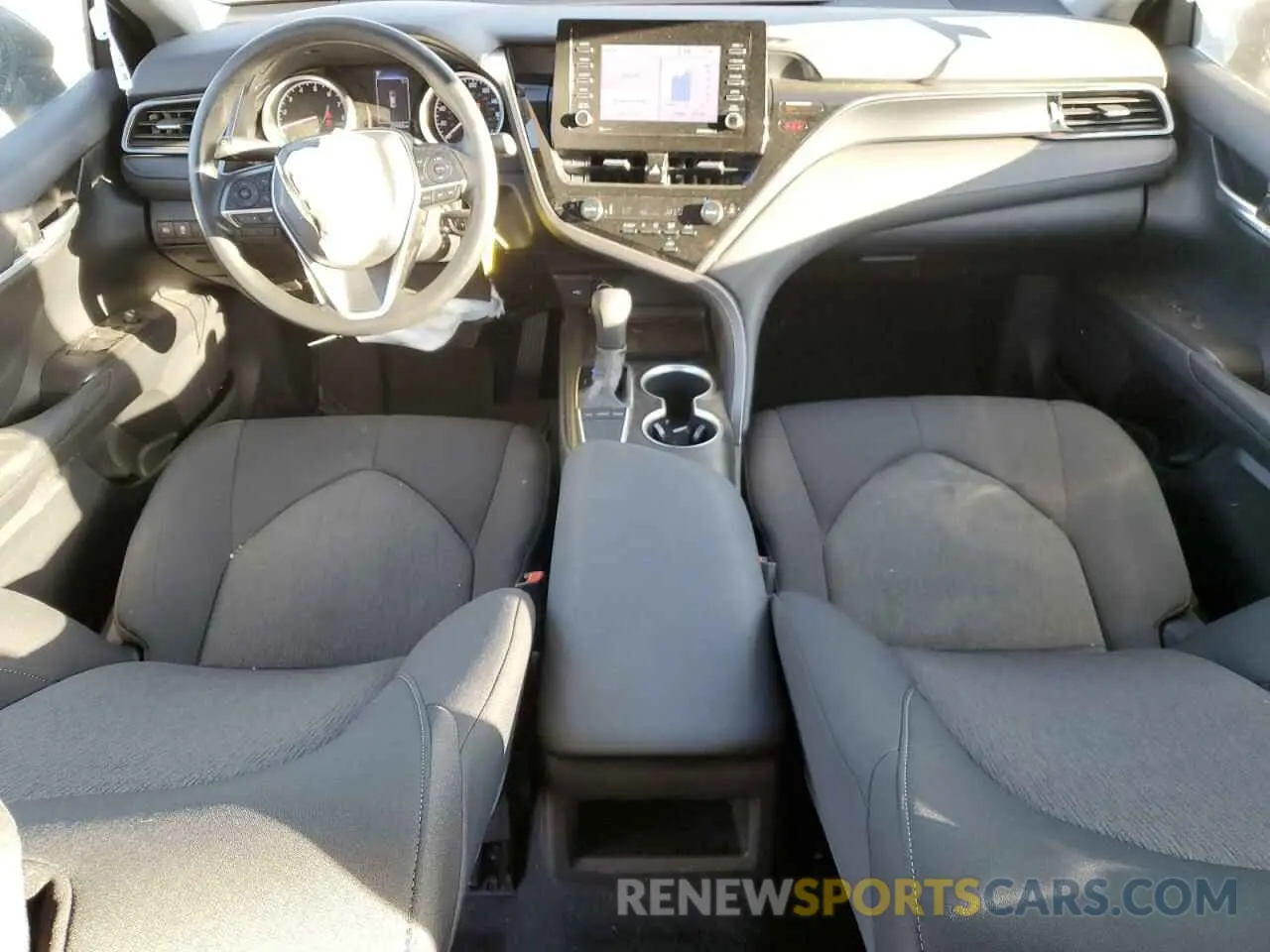 8 fotografías del automóvil dañado 4T1C11AK3PU821317 TOYOTA CAMRY 2023