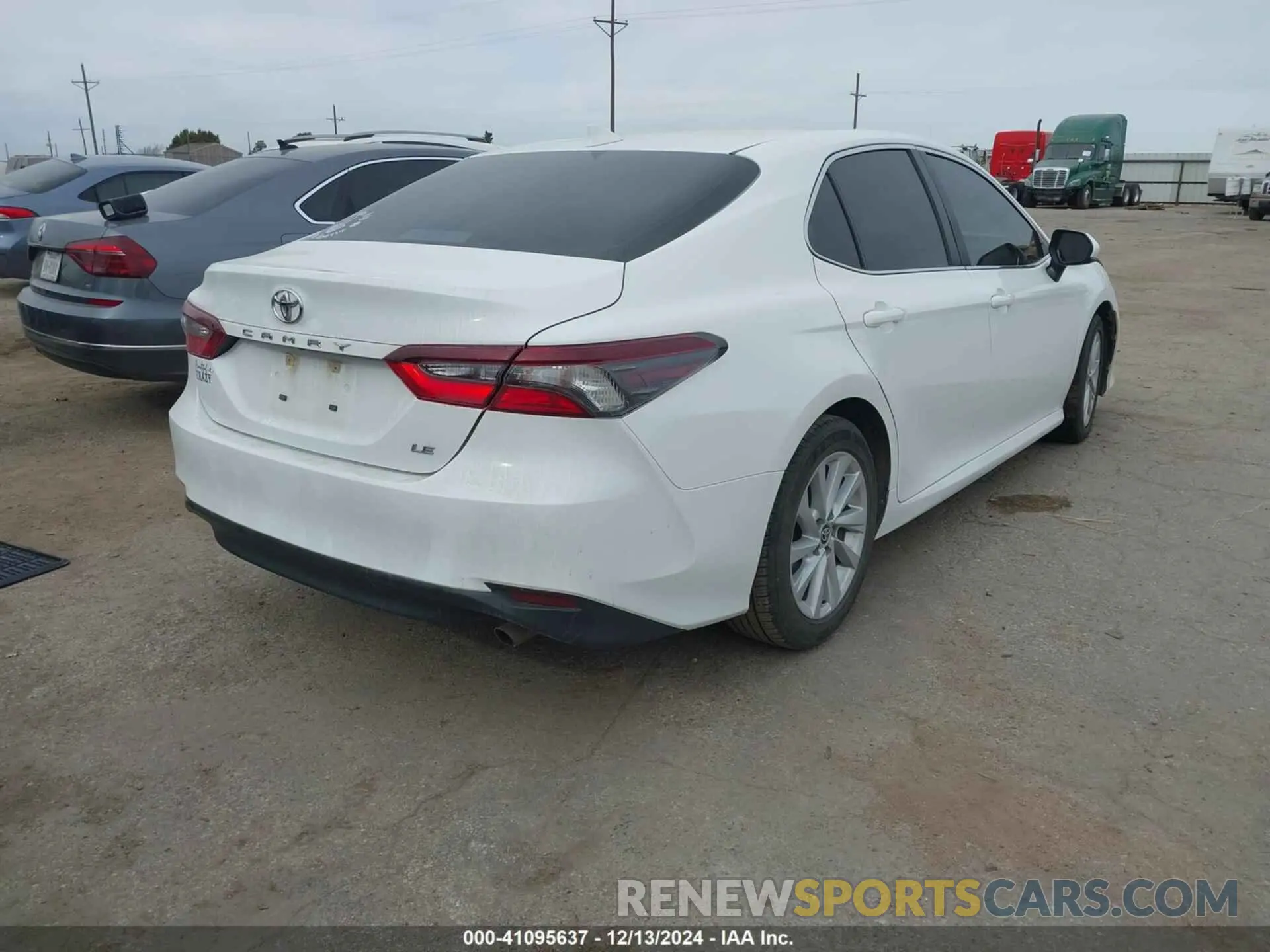 4 fotografías del automóvil dañado 4T1C11AK4PU105509 TOYOTA CAMRY 2023