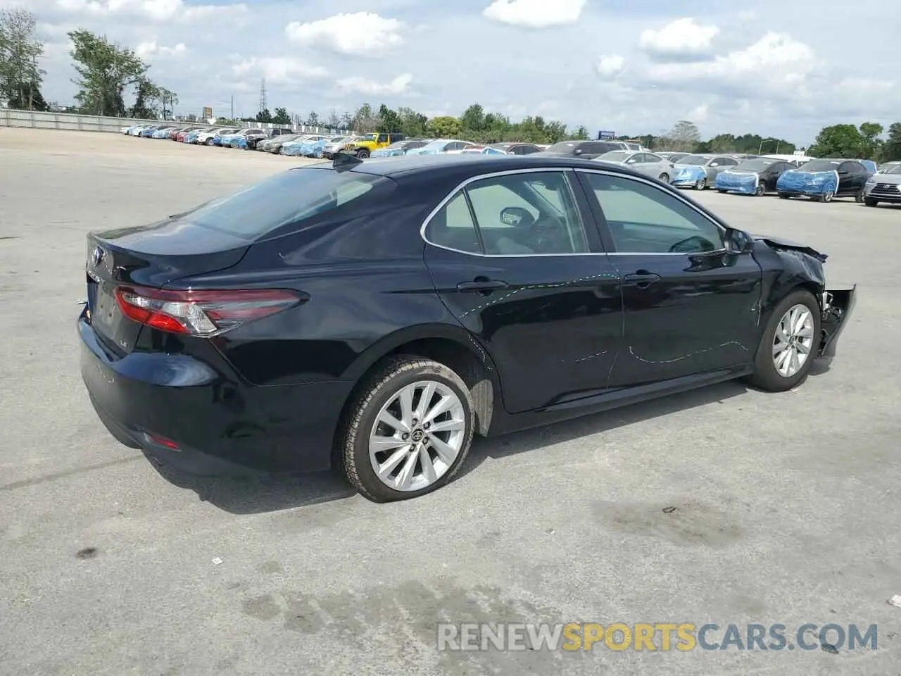 3 fotografías del automóvil dañado 4T1C11AK4PU154824 TOYOTA CAMRY 2023