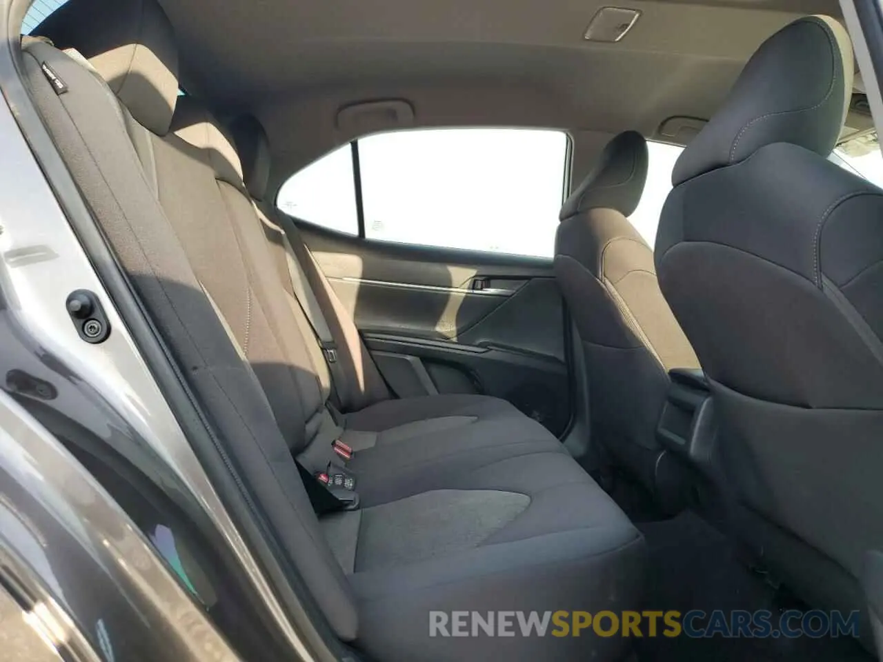 10 fotografías del automóvil dañado 4T1C11AK4PU173387 TOYOTA CAMRY 2023