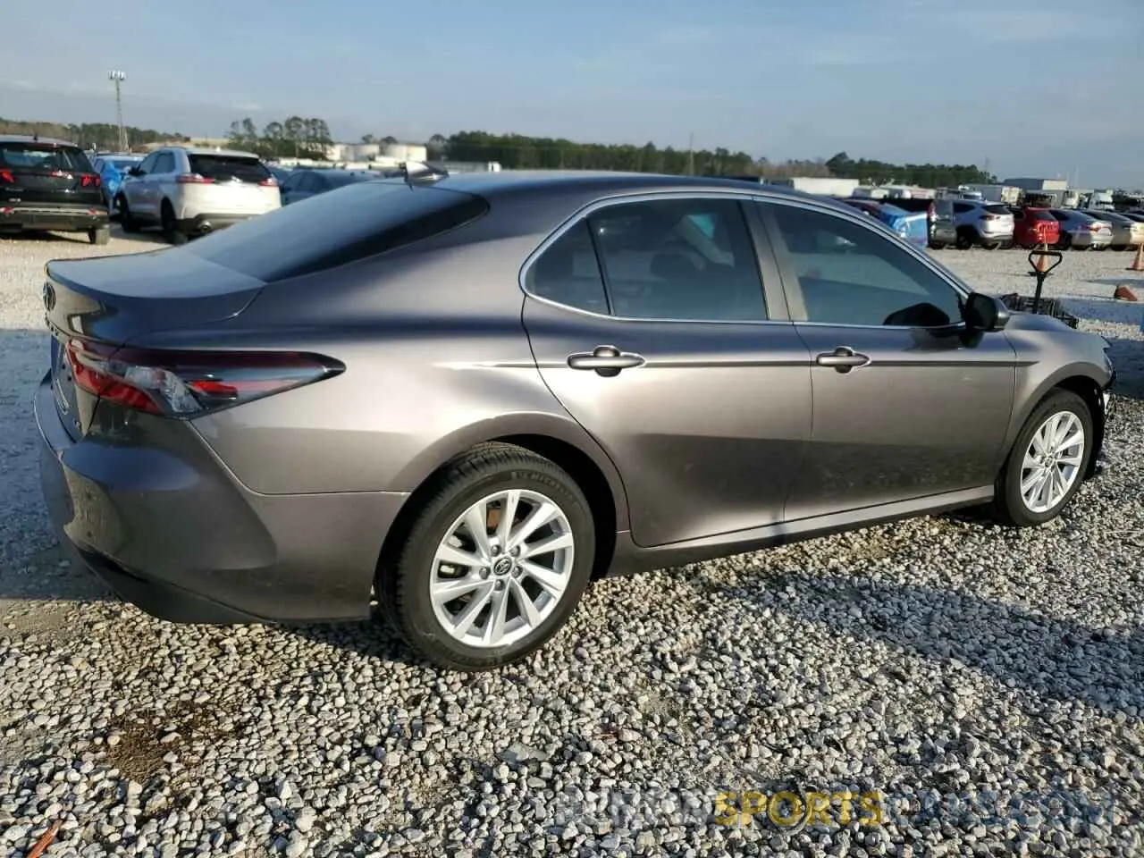 3 fotografías del automóvil dañado 4T1C11AK4PU173387 TOYOTA CAMRY 2023