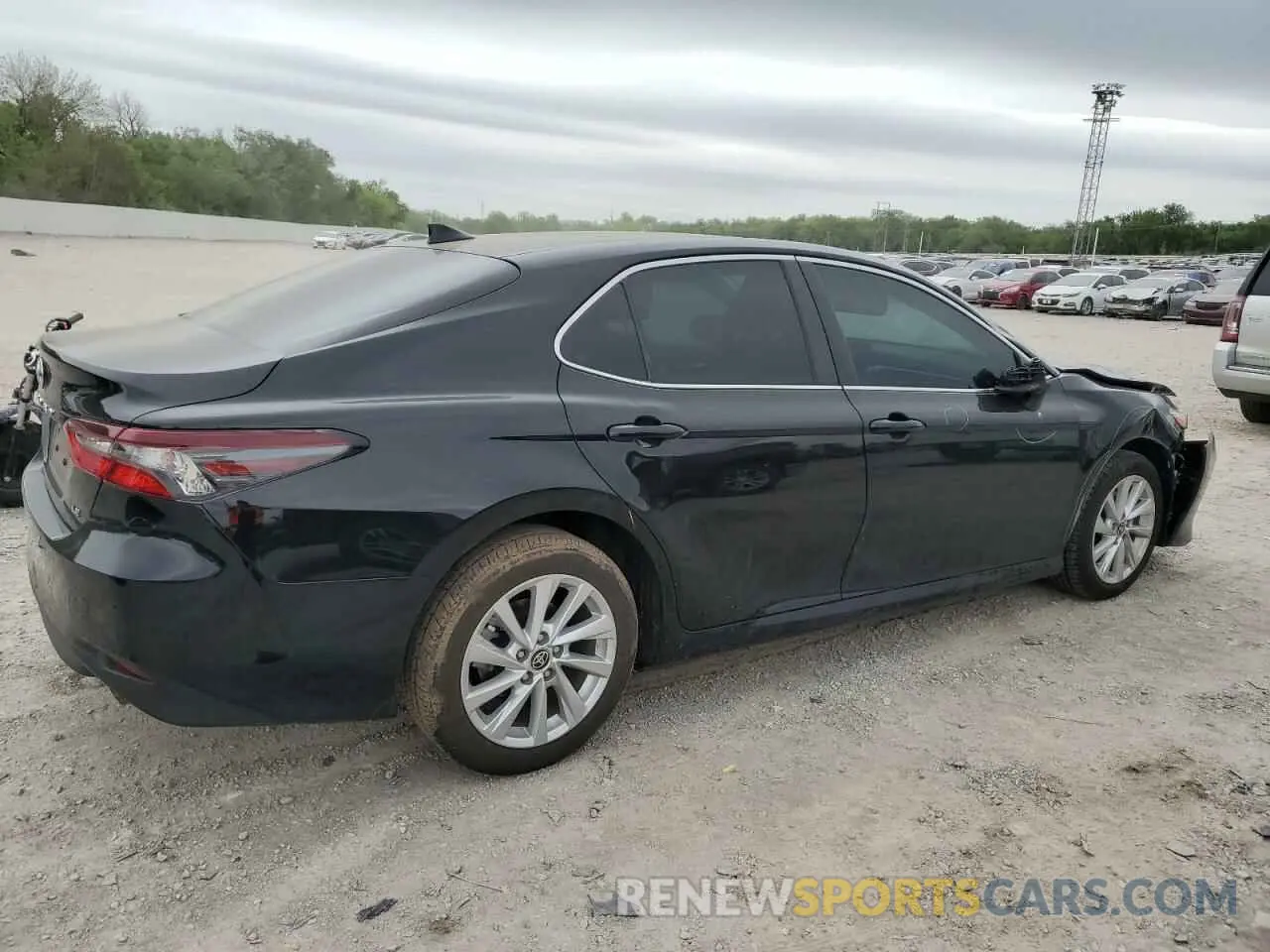 3 fotografías del automóvil dañado 4T1C11AK4PU176564 TOYOTA CAMRY 2023