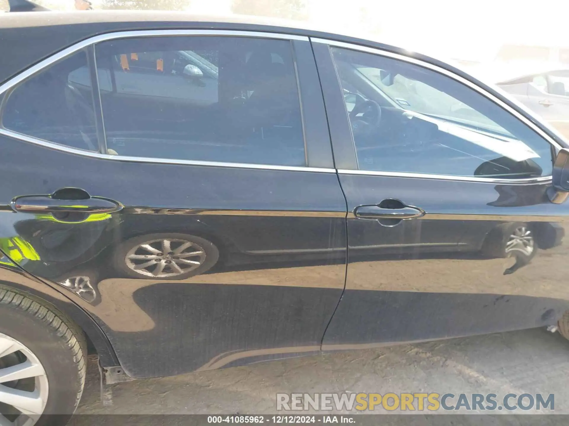 13 fotografías del automóvil dañado 4T1C11AK4PU738379 TOYOTA CAMRY 2023