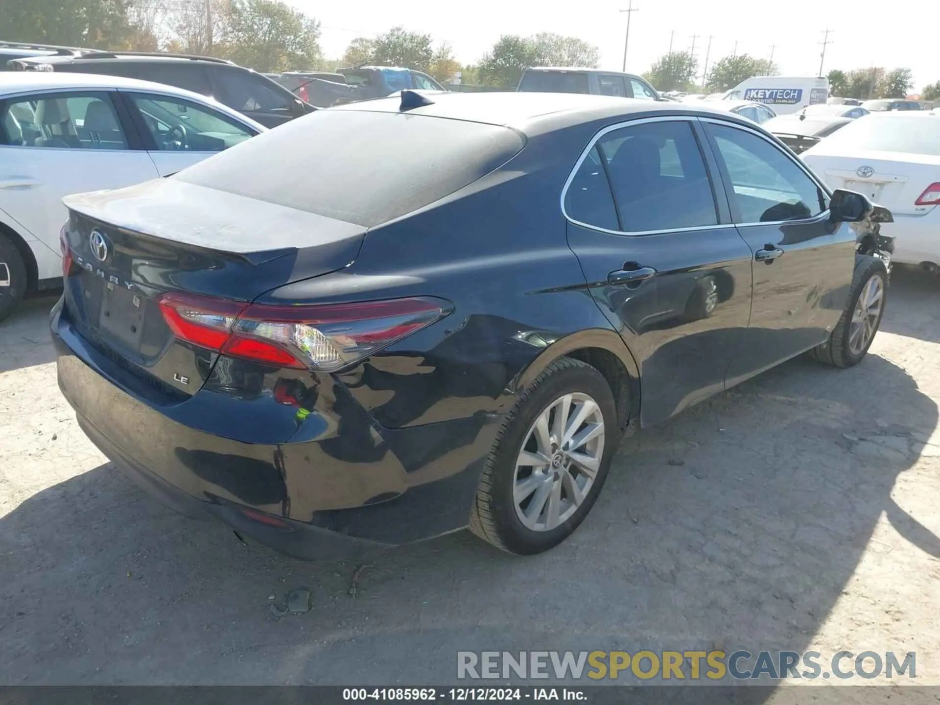 4 fotografías del automóvil dañado 4T1C11AK4PU738379 TOYOTA CAMRY 2023