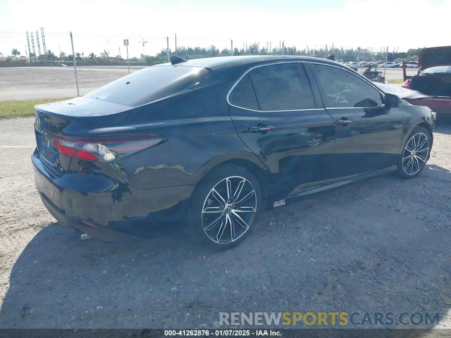 4 fotografías del automóvil dañado 4T1C11AK5PU085867 TOYOTA CAMRY 2023