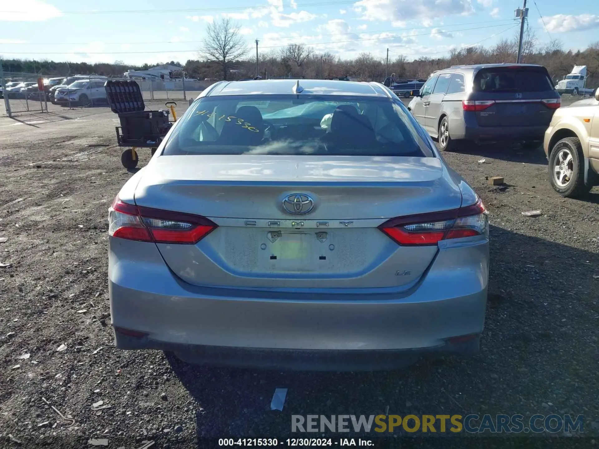 17 fotografías del automóvil dañado 4T1C11AK5PU087005 TOYOTA CAMRY 2023