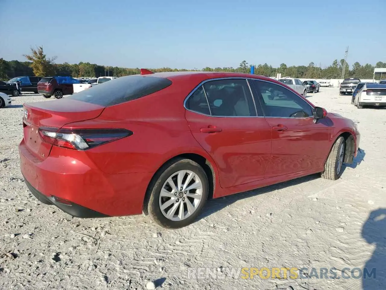 3 fotografías del automóvil dañado 4T1C11AK5PU110251 TOYOTA CAMRY 2023