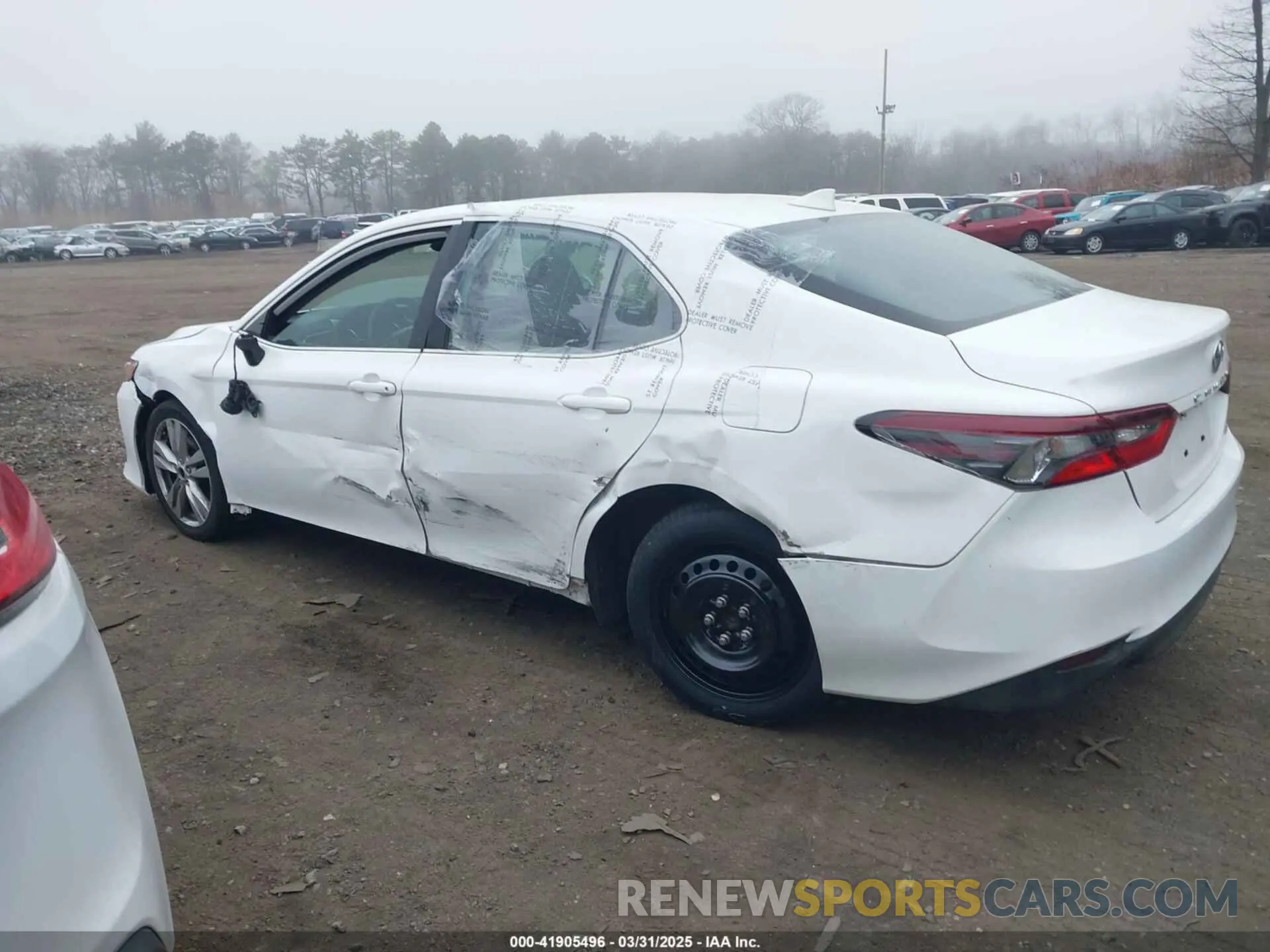 14 fotografías del automóvil dañado 4T1C11AK5PU742599 TOYOTA CAMRY 2023