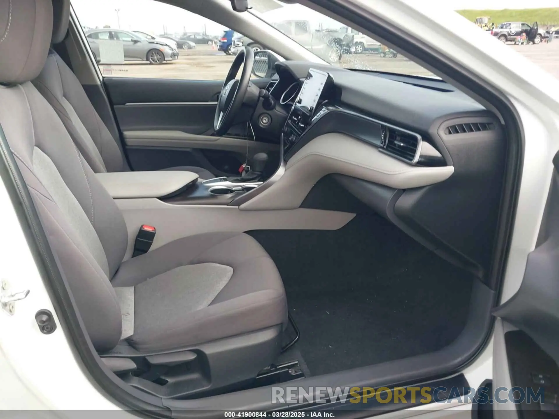 5 fotografías del automóvil dañado 4T1C11AK5PU809668 TOYOTA CAMRY 2023