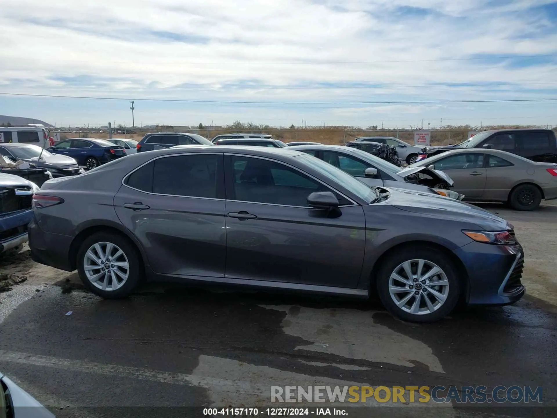 14 fotografías del automóvil dañado 4T1C11AK5PU828978 TOYOTA CAMRY 2023