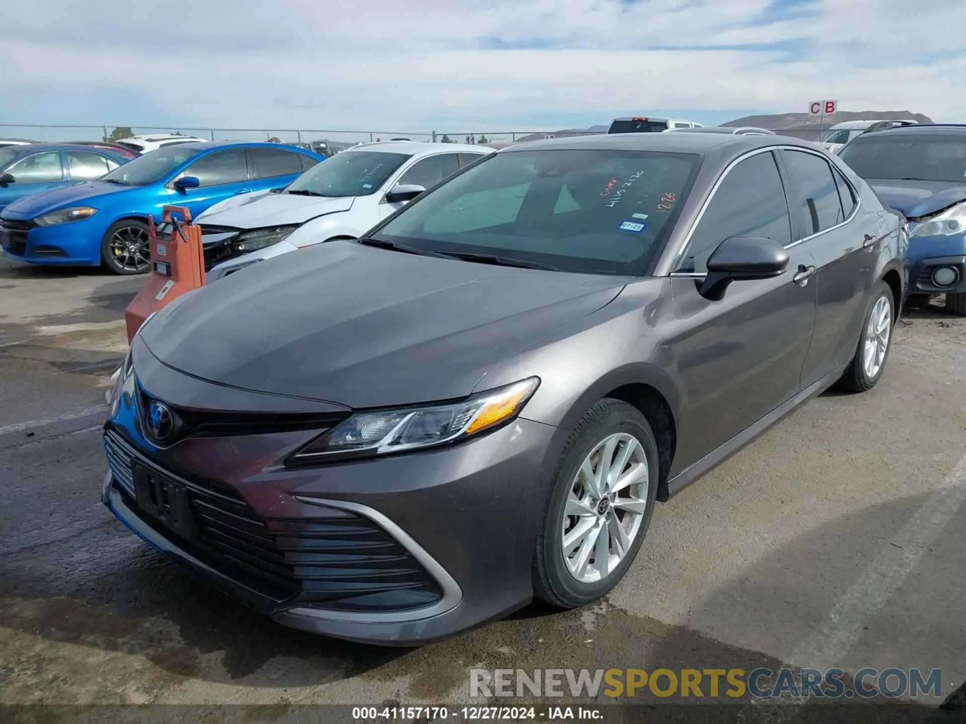 2 fotografías del automóvil dañado 4T1C11AK5PU828978 TOYOTA CAMRY 2023