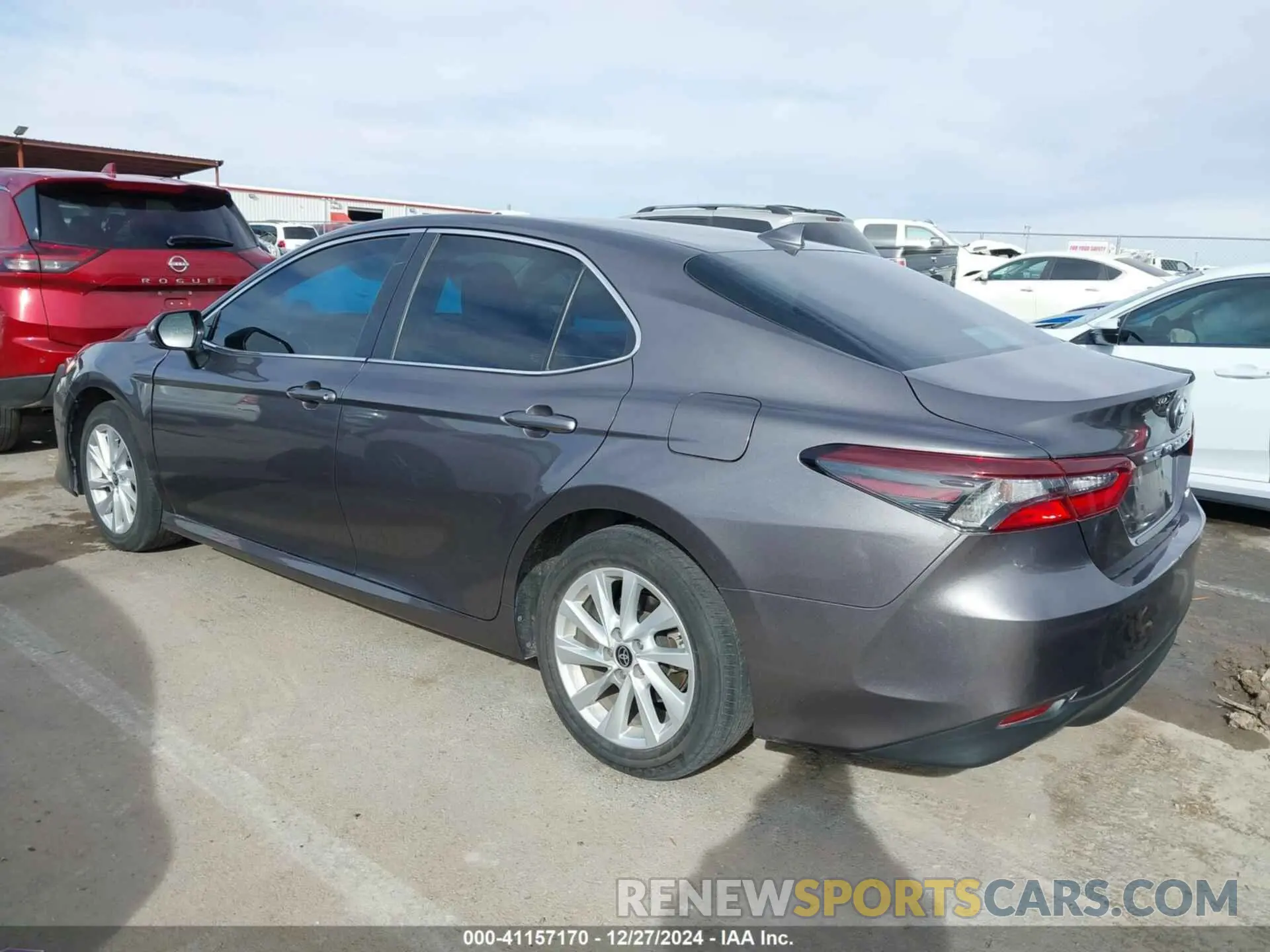 3 fotografías del automóvil dañado 4T1C11AK5PU828978 TOYOTA CAMRY 2023
