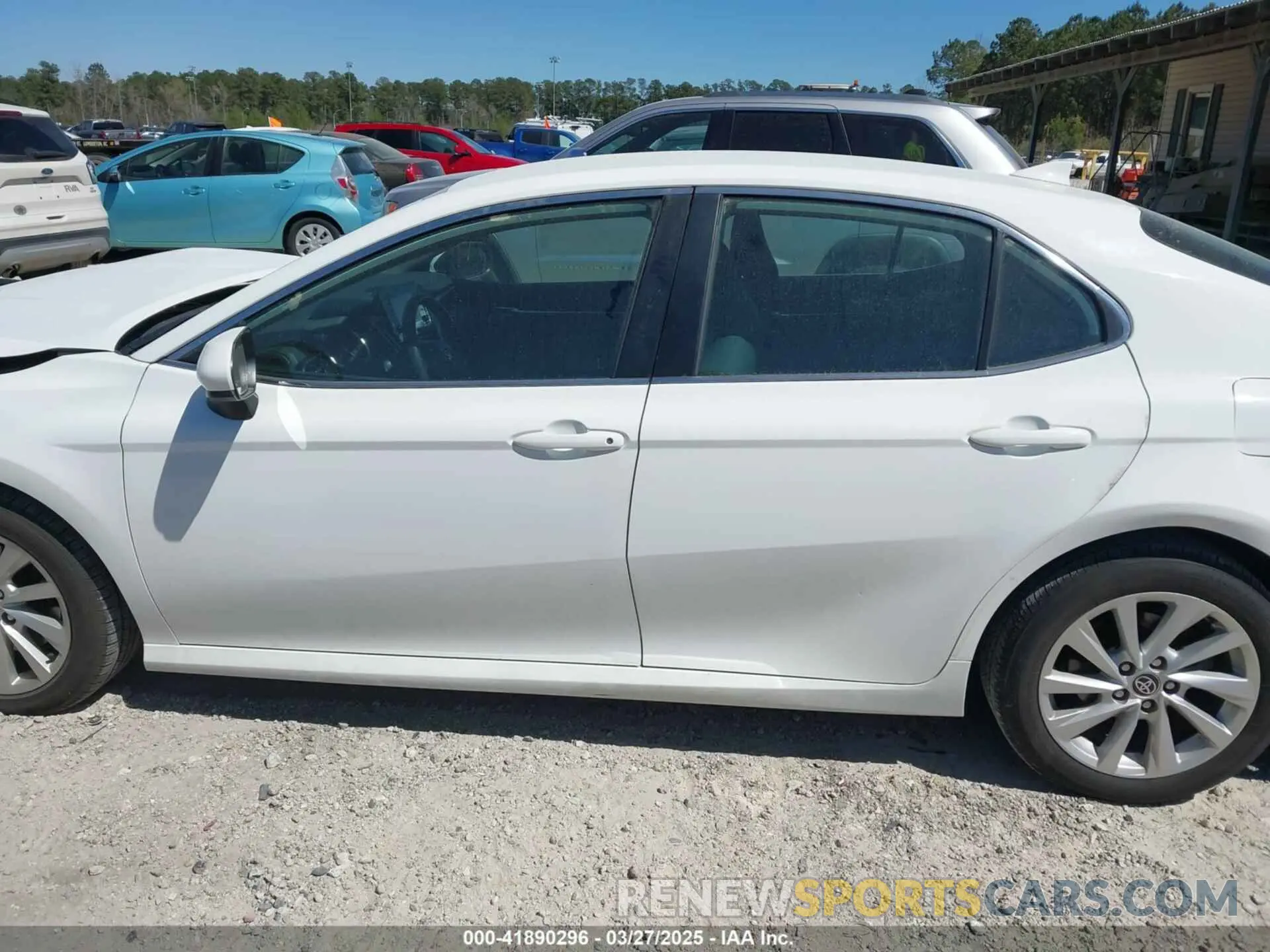 14 fotografías del automóvil dañado 4T1C11AK6PU129178 TOYOTA CAMRY 2023
