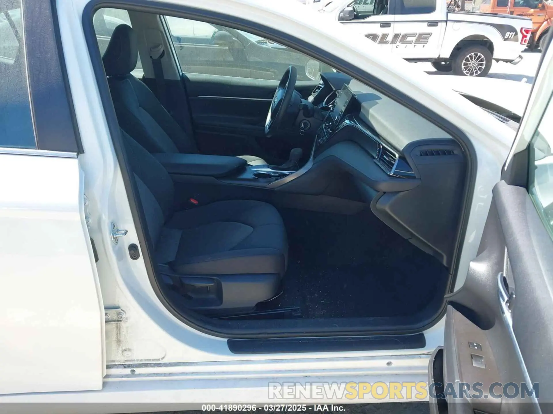 5 fotografías del automóvil dañado 4T1C11AK6PU129178 TOYOTA CAMRY 2023