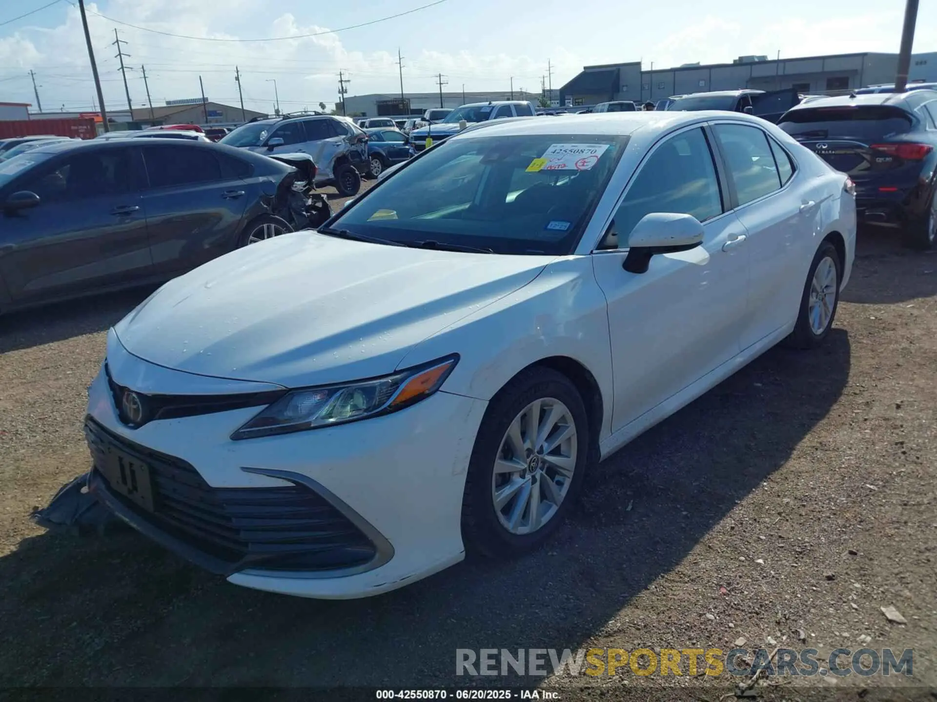 2 fotografías del automóvil dañado 4T1C11AK6PU141475 TOYOTA CAMRY 2023