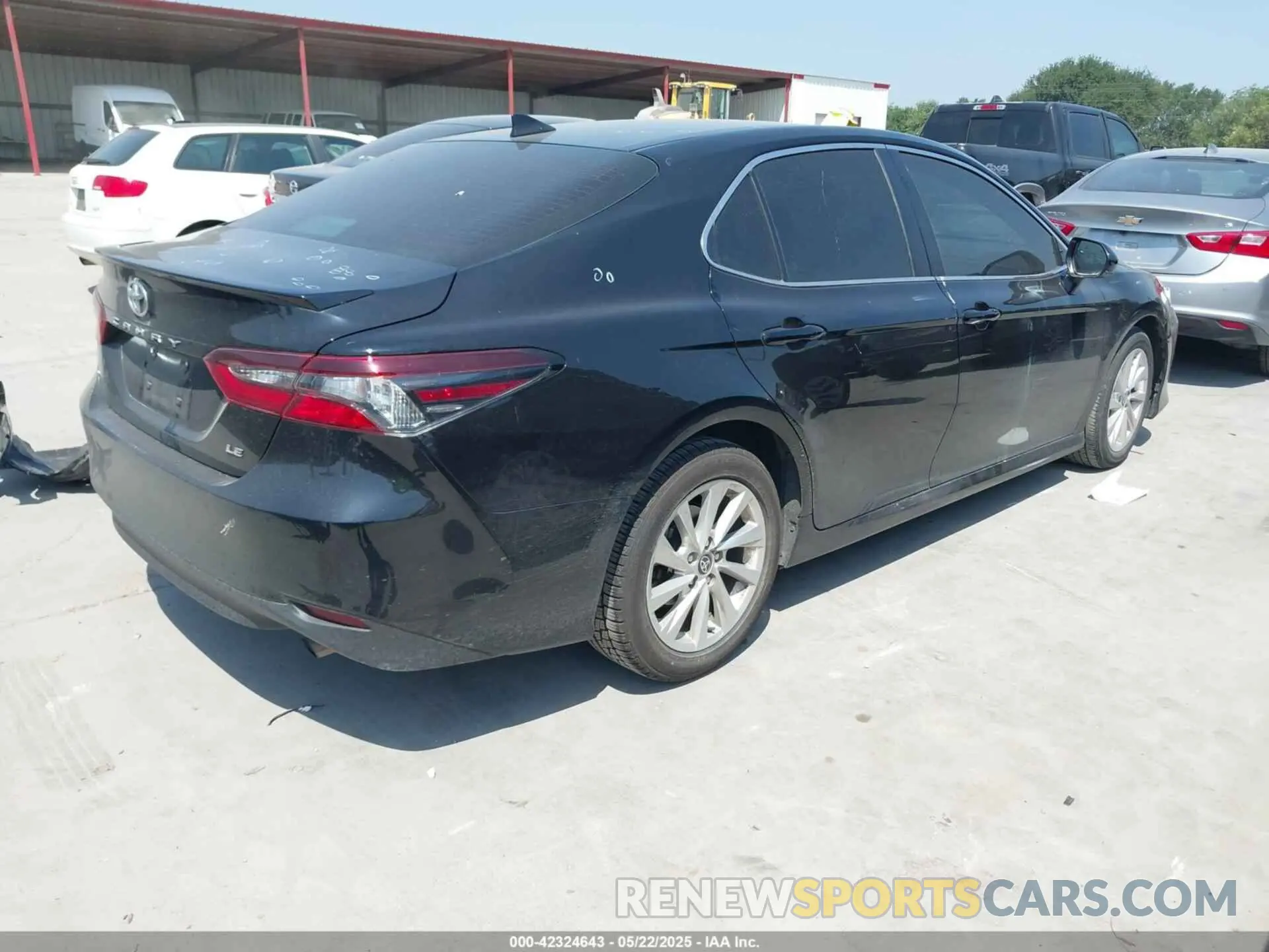 4 fotografías del automóvil dañado 4T1C11AK6PU786160 TOYOTA CAMRY 2023