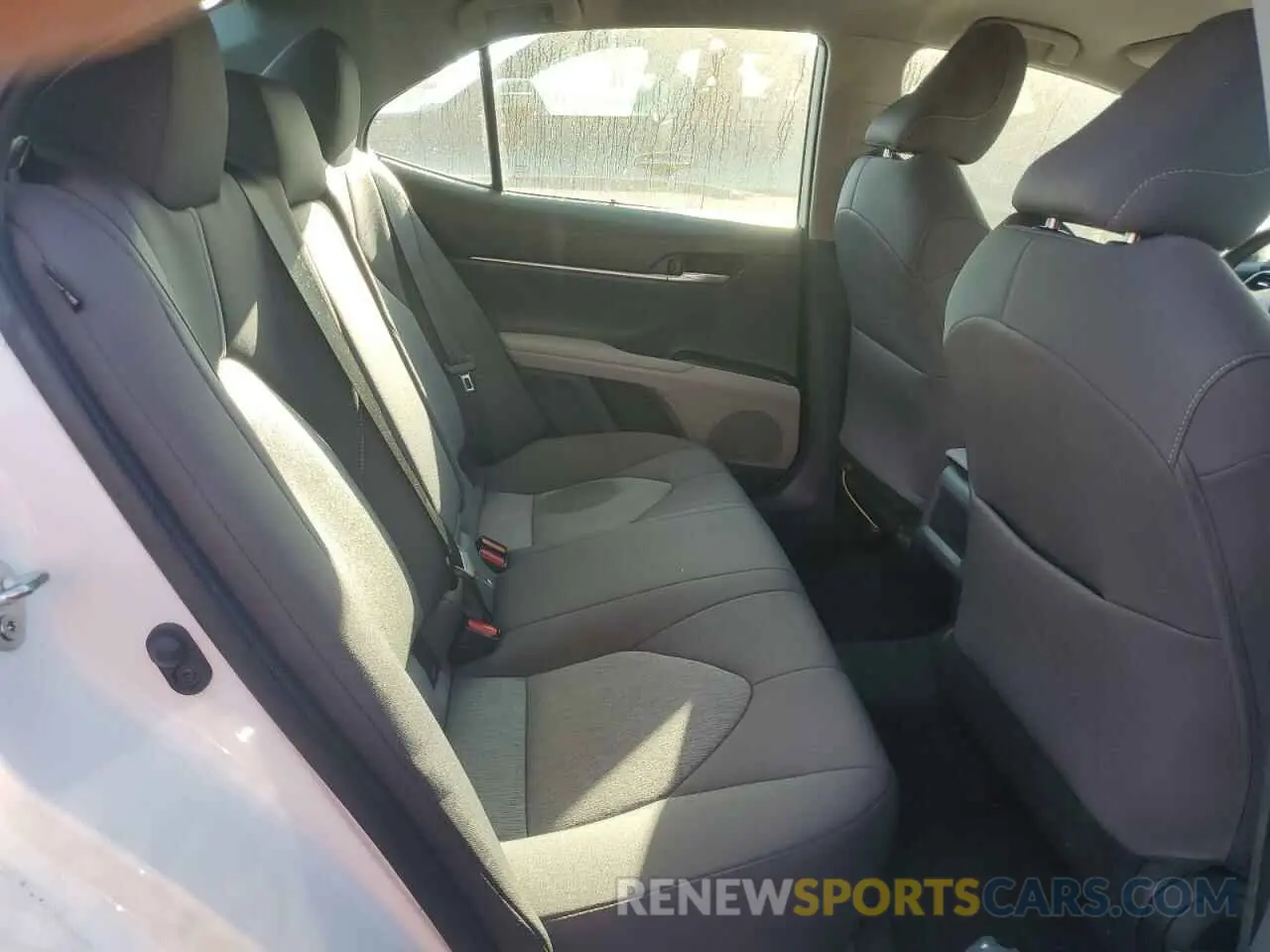 10 fotografías del automóvil dañado 4T1C11AK6PU801093 TOYOTA CAMRY 2023