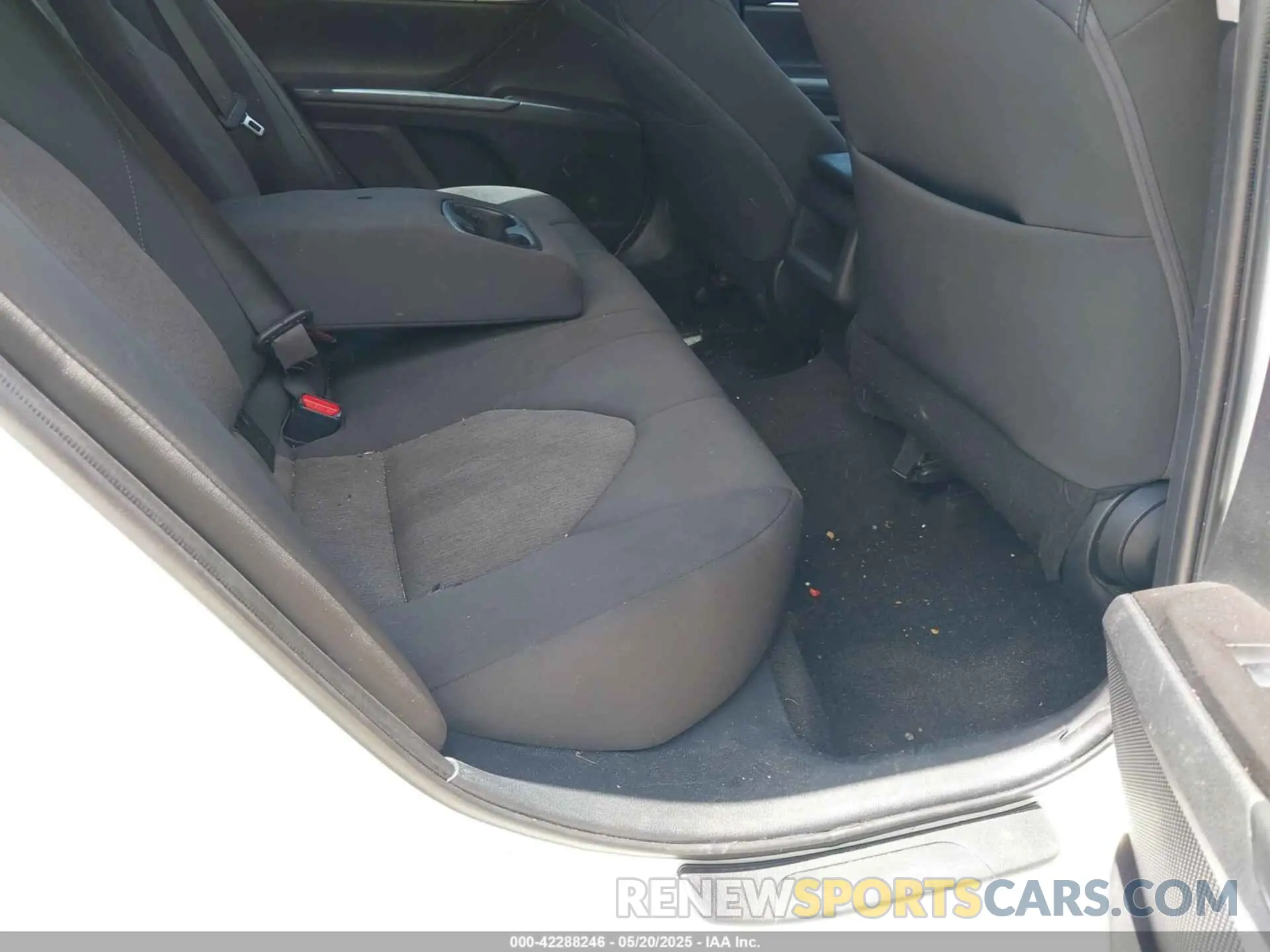 8 fotografías del automóvil dañado 4T1C11AK7PU077737 TOYOTA CAMRY 2023