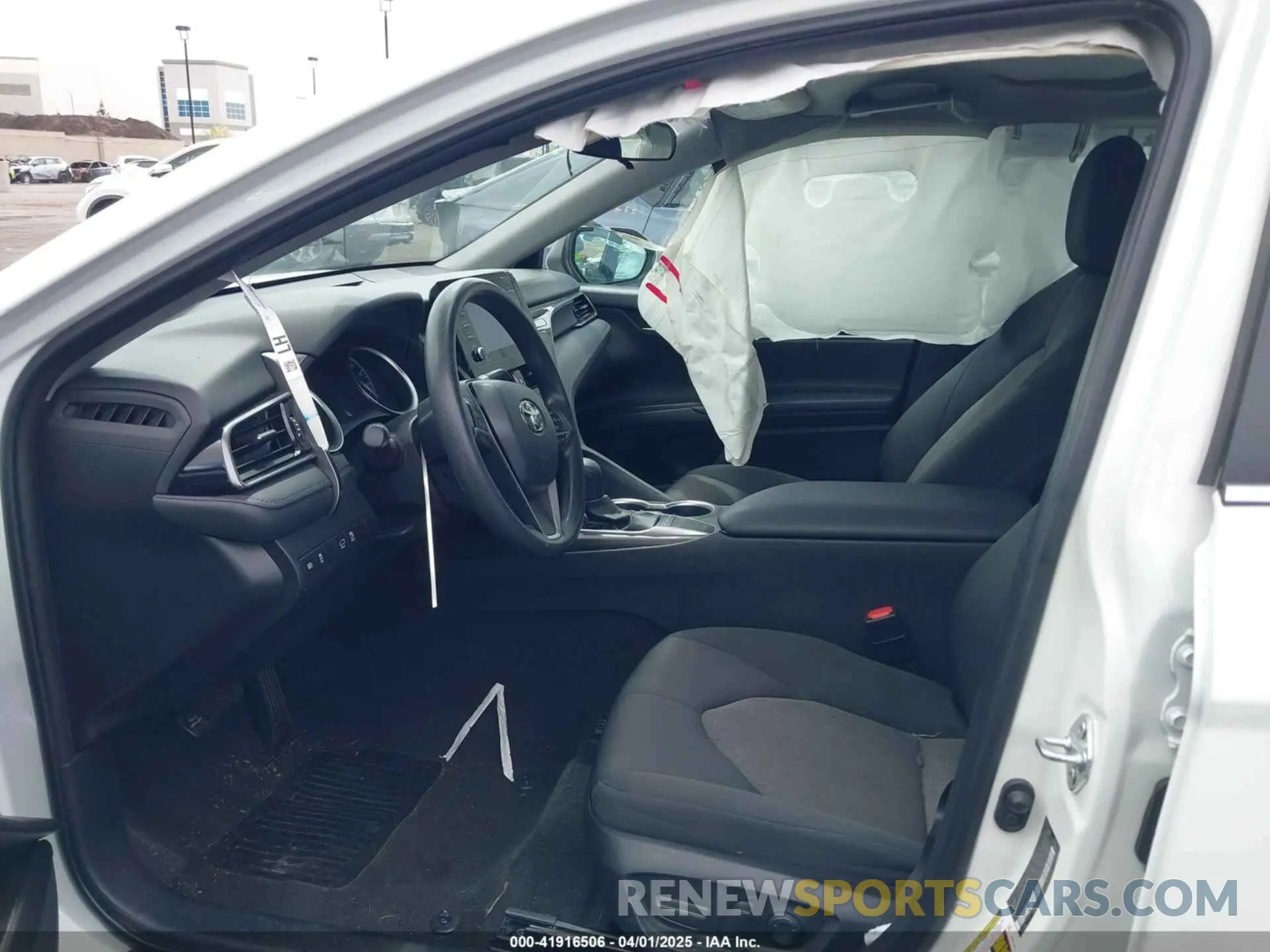5 fotografías del automóvil dañado 4T1C11AK7PU086728 TOYOTA CAMRY 2023
