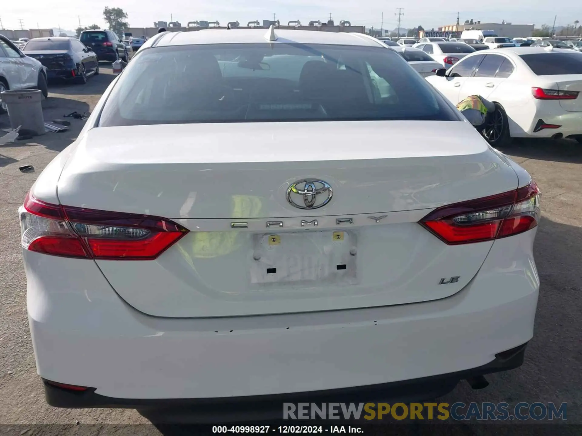 17 fotografías del automóvil dañado 4T1C11AK7PU125088 TOYOTA CAMRY 2023