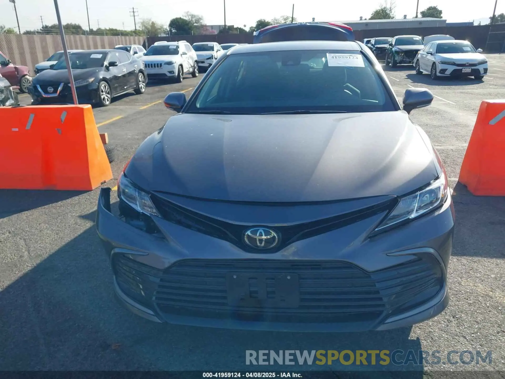 12 fotografías del automóvil dañado 4T1C11AK7PU749988 TOYOTA CAMRY 2023