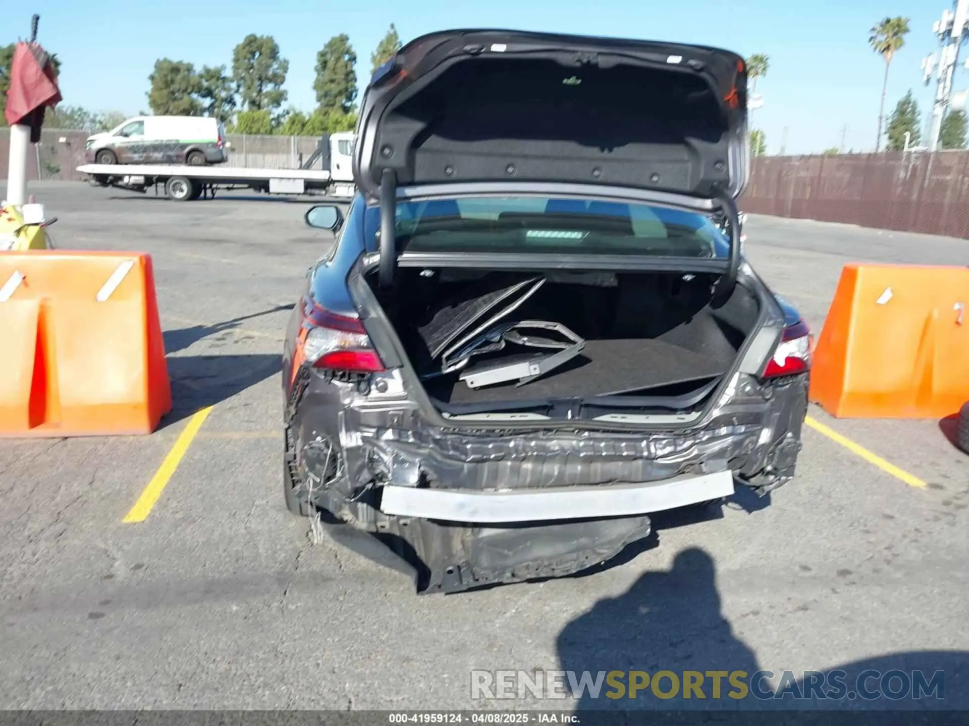 16 fotografías del automóvil dañado 4T1C11AK7PU749988 TOYOTA CAMRY 2023