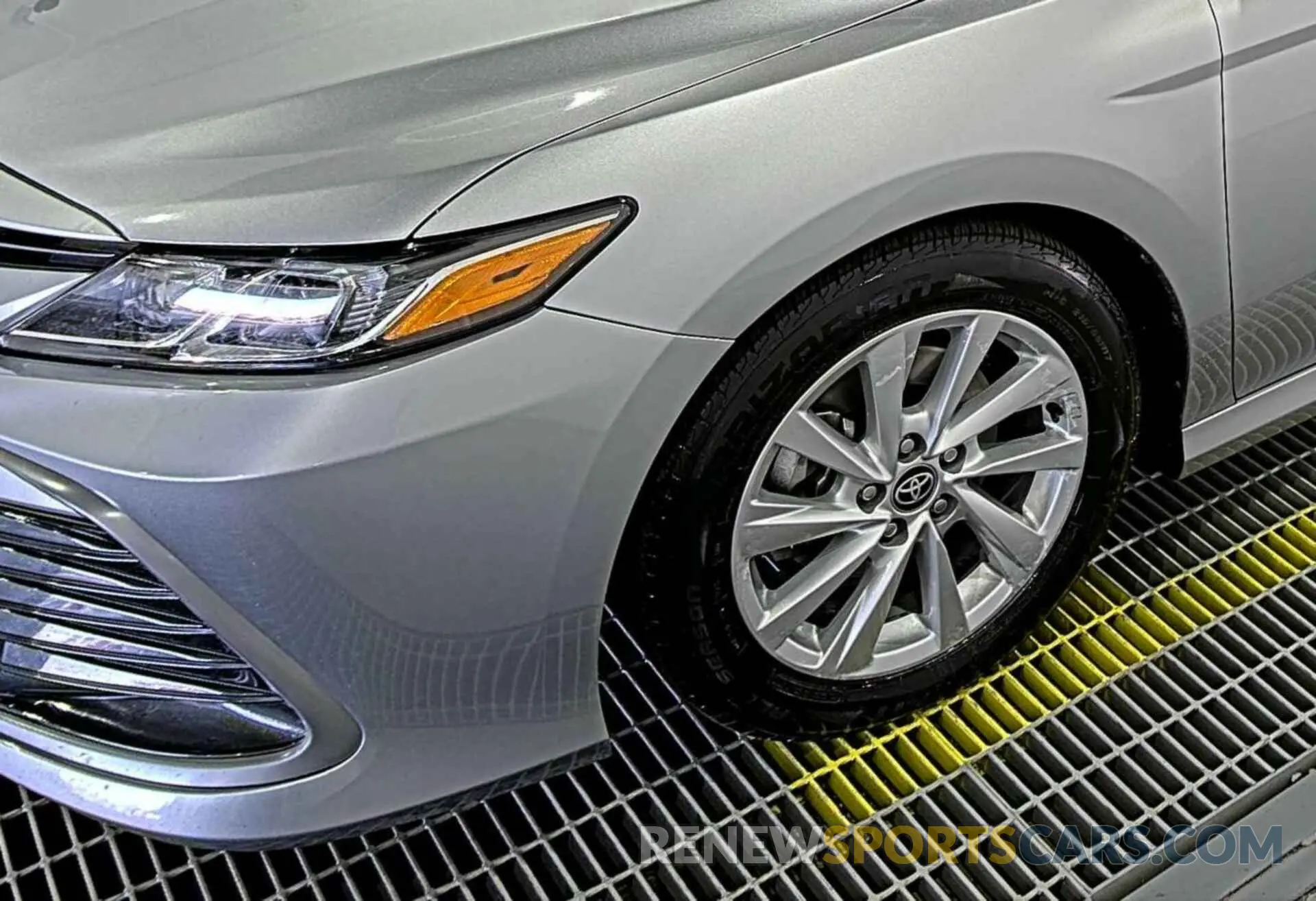 13 fotografías del automóvil dañado 4T1C11AK7PU768721 TOYOTA CAMRY 2023