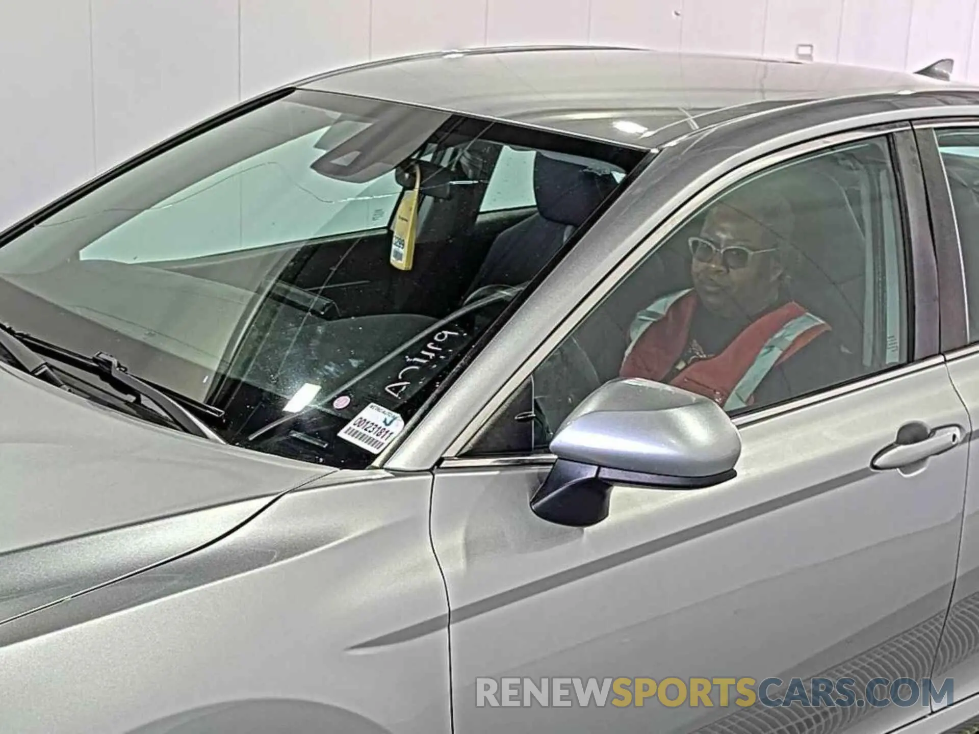 14 fotografías del automóvil dañado 4T1C11AK7PU768721 TOYOTA CAMRY 2023