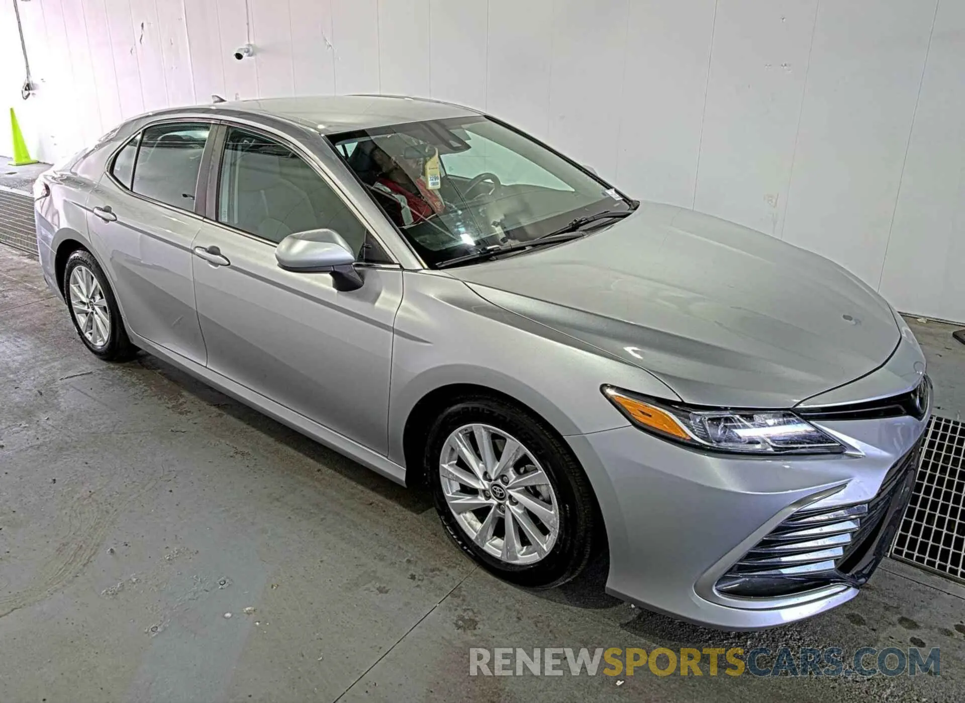 4 fotografías del automóvil dañado 4T1C11AK7PU768721 TOYOTA CAMRY 2023