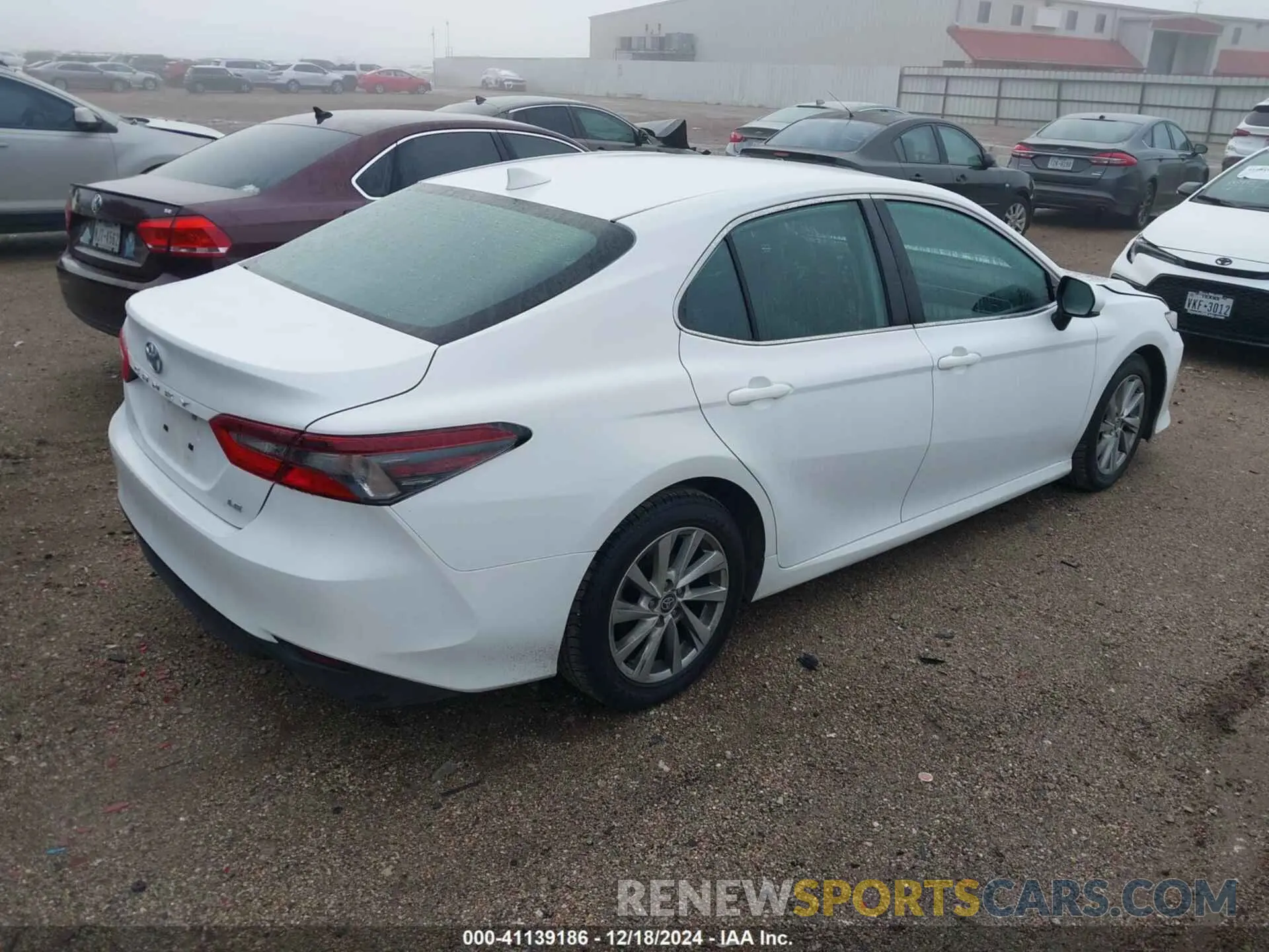 4 fotografías del automóvil dañado 4T1C11AK7PU822163 TOYOTA CAMRY 2023