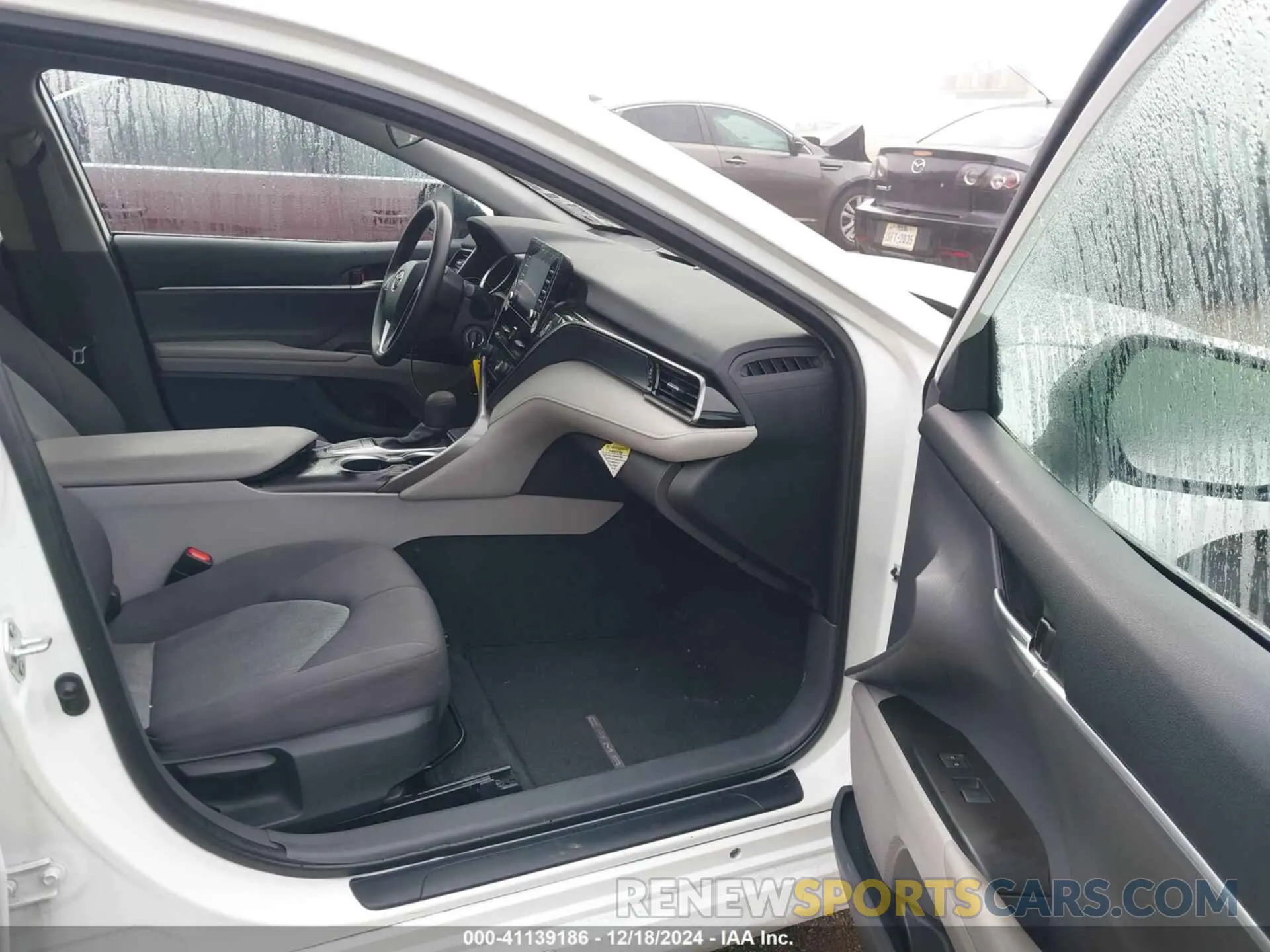 5 fotografías del automóvil dañado 4T1C11AK7PU822163 TOYOTA CAMRY 2023