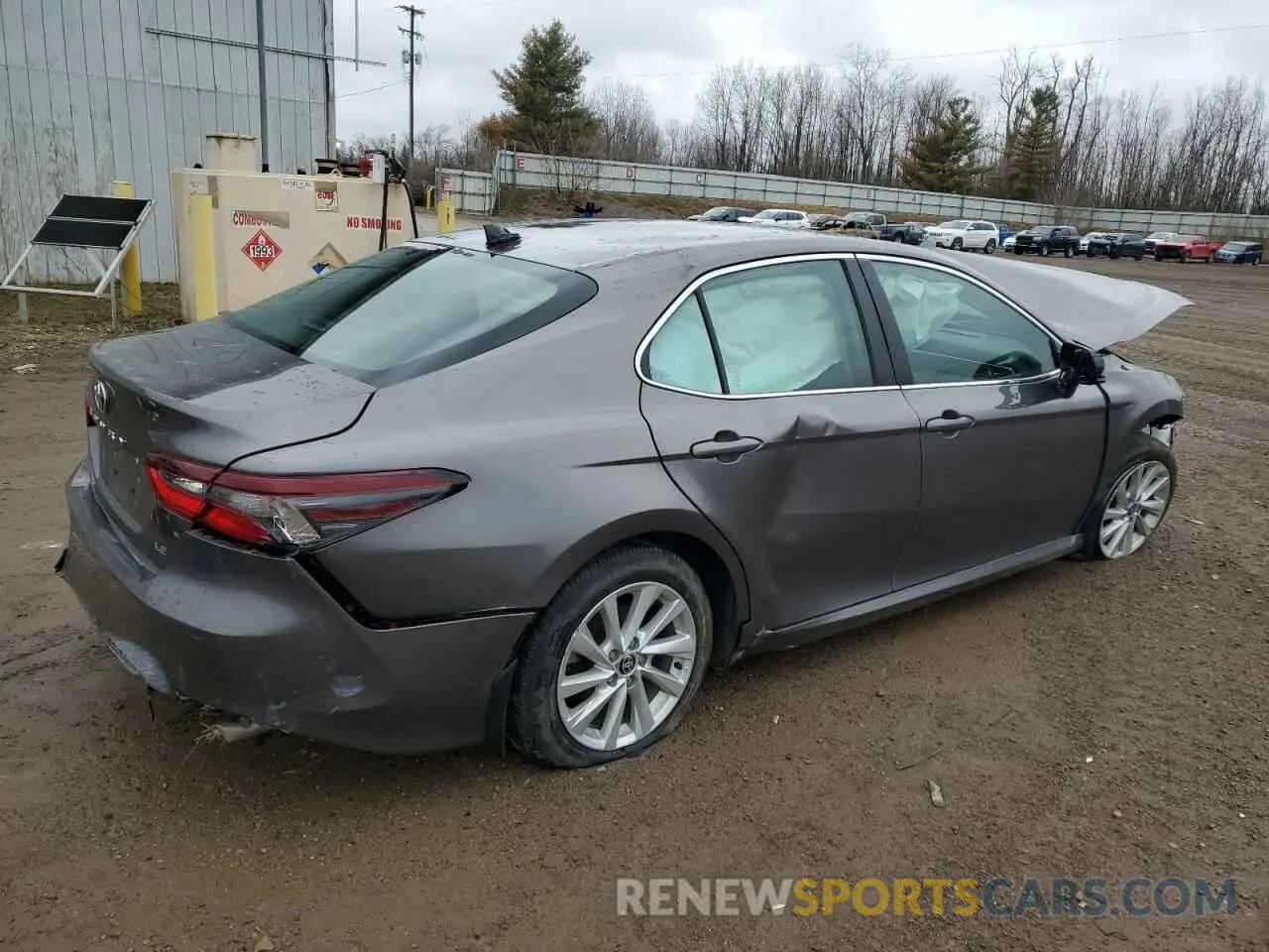 3 fotografías del automóvil dañado 4T1C11AK8PU112043 TOYOTA CAMRY 2023