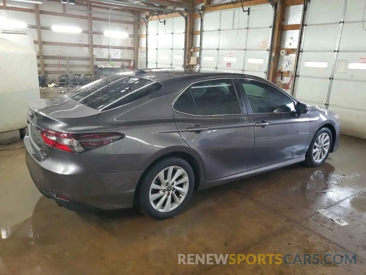3 fotografías del automóvil dañado 4T1C11AK8PU728759 TOYOTA CAMRY 2023