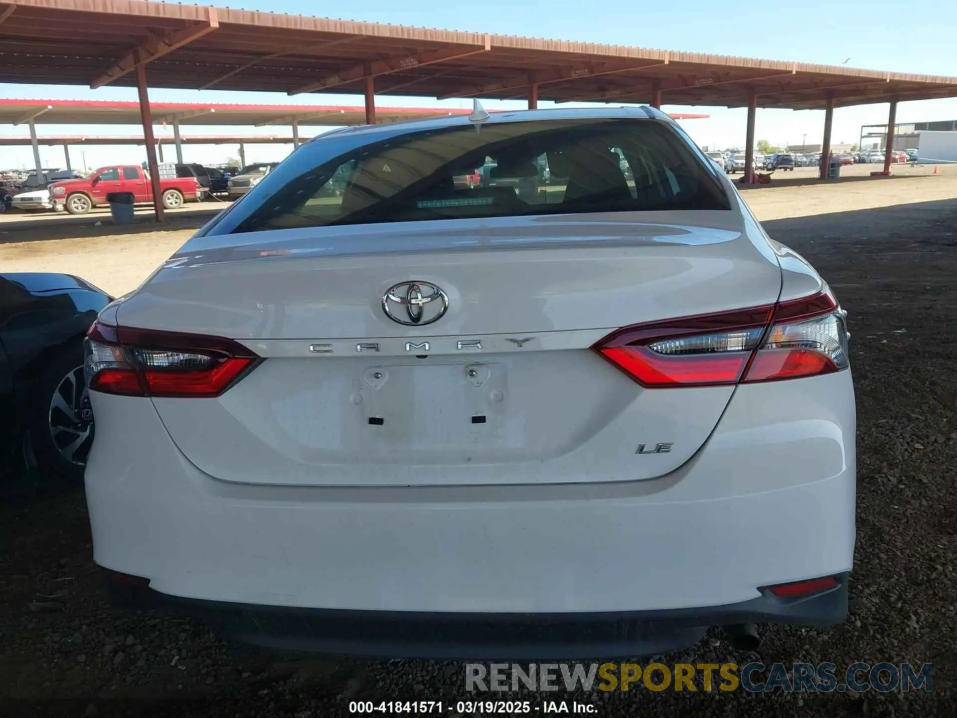 17 fotografías del automóvil dañado 4T1C11AK9PU170890 TOYOTA CAMRY 2023