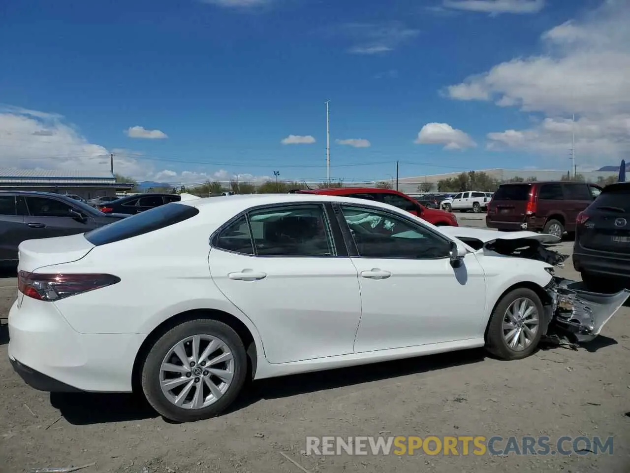 3 fotografías del automóvil dañado 4T1C11AK9PU181808 TOYOTA CAMRY 2023