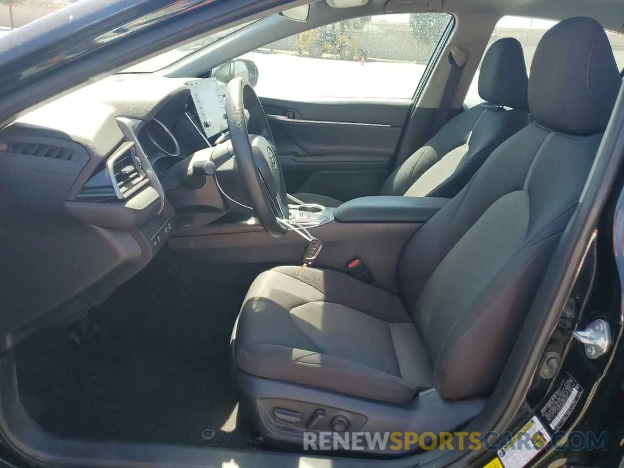 7 fotografías del automóvil dañado 4T1C11AK9PU839661 TOYOTA CAMRY 2023