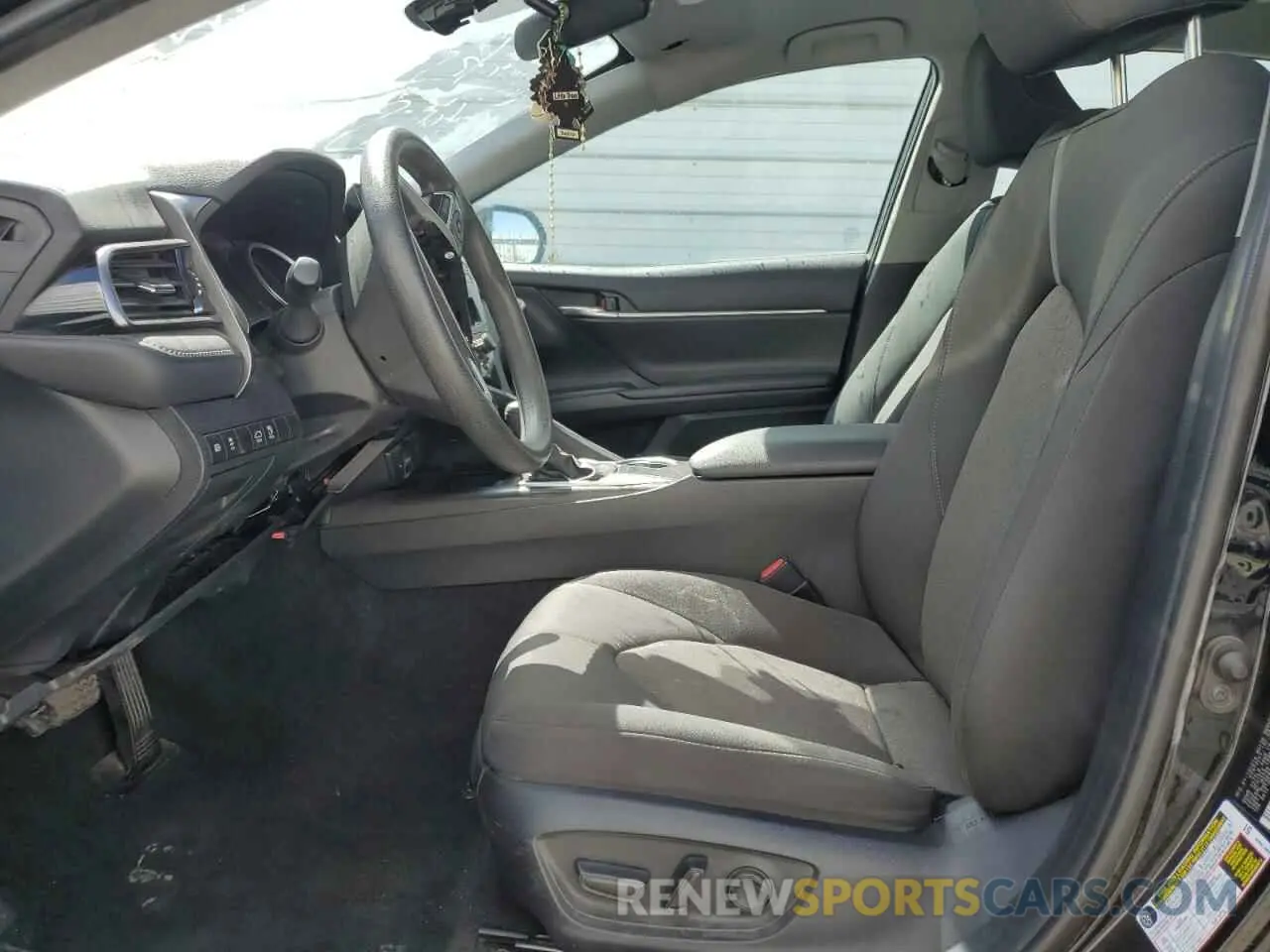 7 fotografías del automóvil dañado 4T1C11AKXPU084987 TOYOTA CAMRY 2023