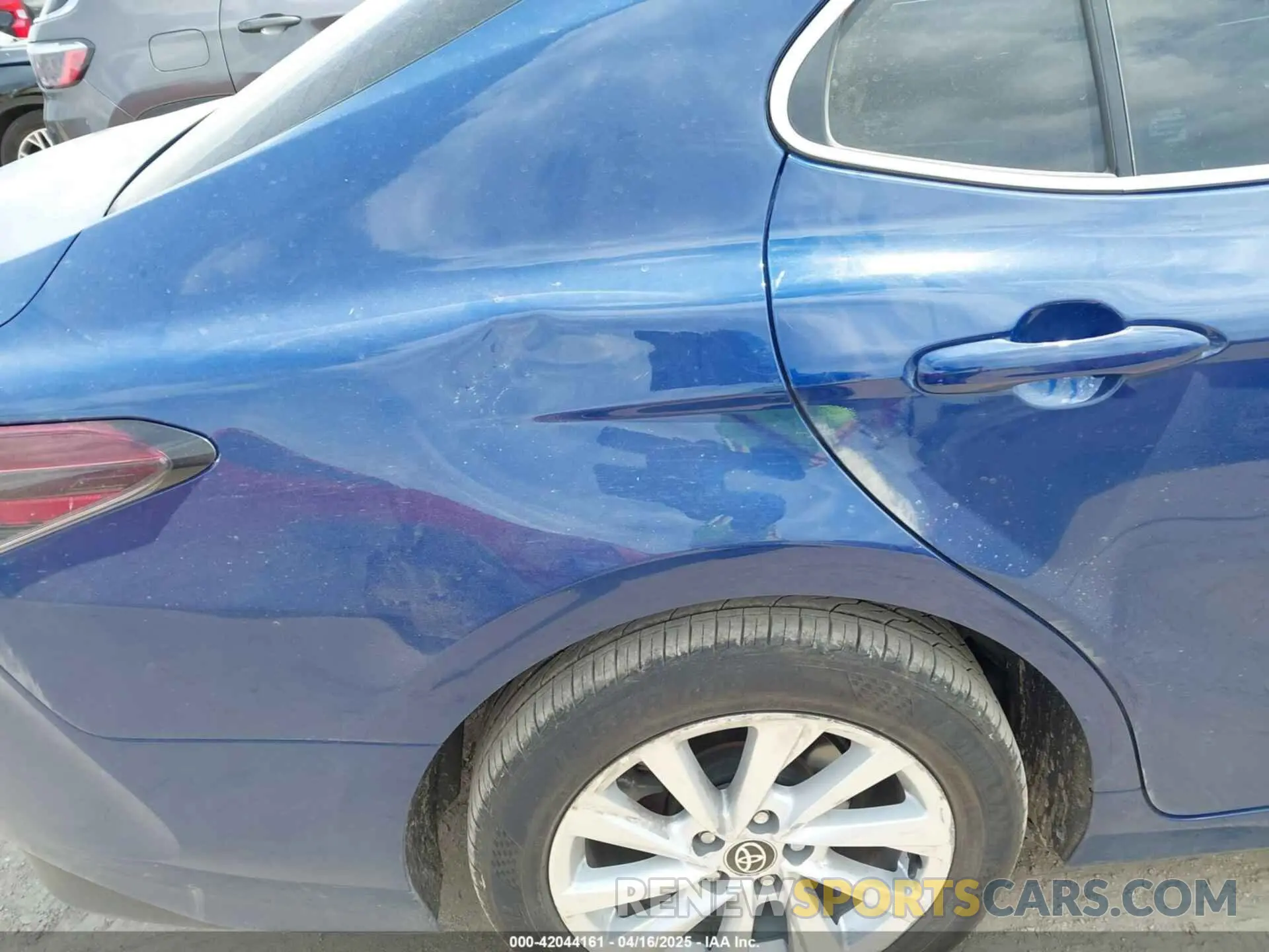 17 fotografías del automóvil dañado 4T1C11AKXPU111900 TOYOTA CAMRY 2023