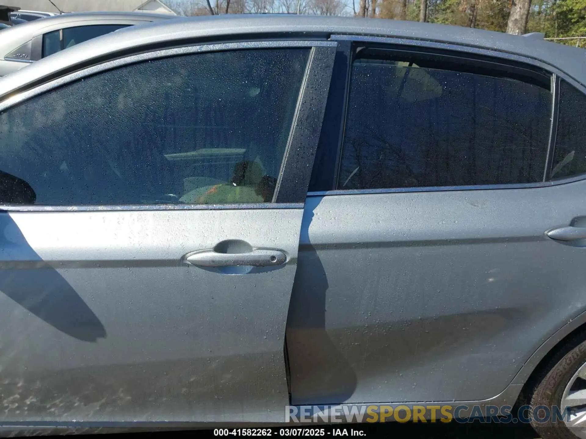 15 fotografías del automóvil dañado 4T1C11AKXPU144122 TOYOTA CAMRY 2023