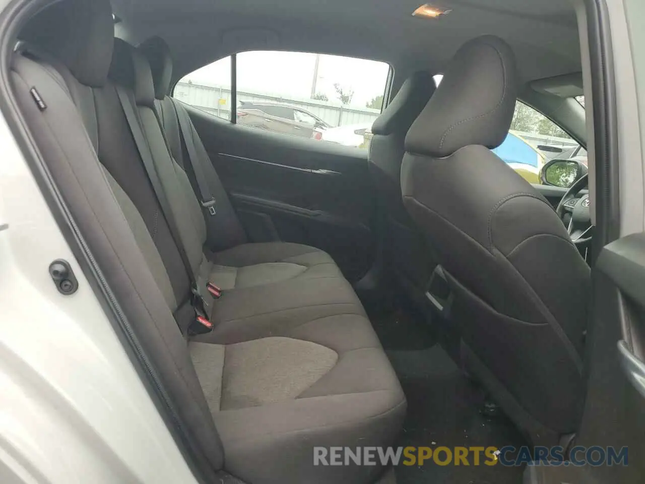 10 fotografías del automóvil dañado 4T1C11AKXPU180196 TOYOTA CAMRY 2023