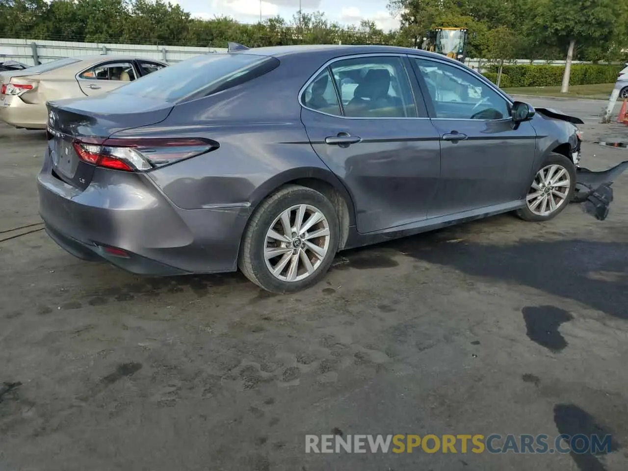 3 fotografías del automóvil dañado 4T1C11AKXPU741531 TOYOTA CAMRY 2023