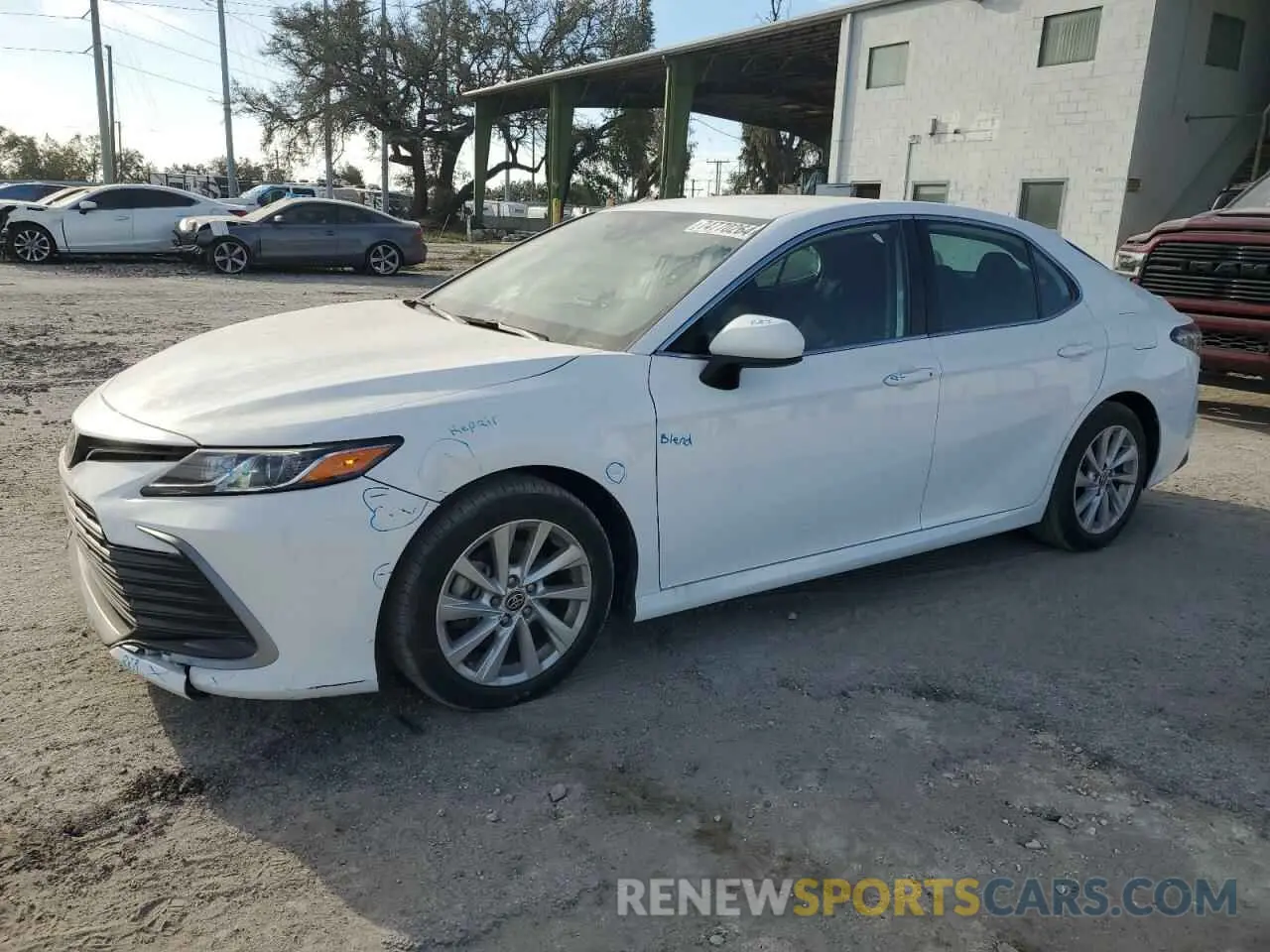 1 fotografías del automóvil dañado 4T1C11AKXPU776926 TOYOTA CAMRY 2023