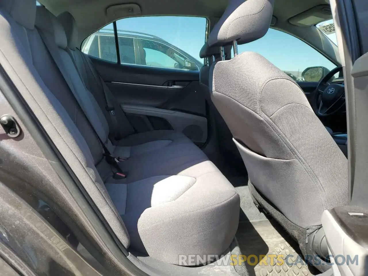 10 fotografías del automóvil dañado 4T1C11BK0PU075116 TOYOTA CAMRY 2023