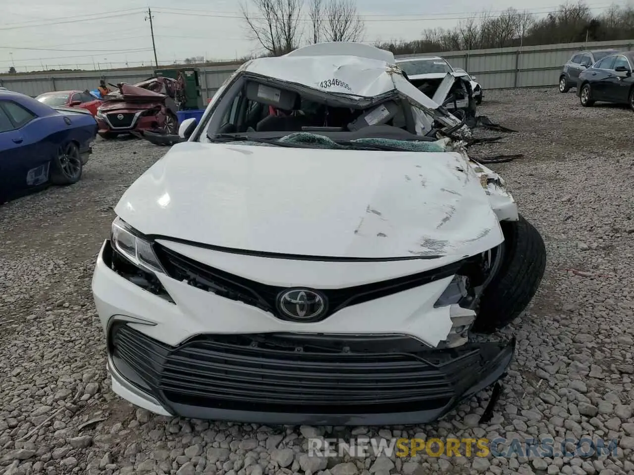5 fotografías del automóvil dañado 4T1C11BK2PU099823 TOYOTA CAMRY 2023