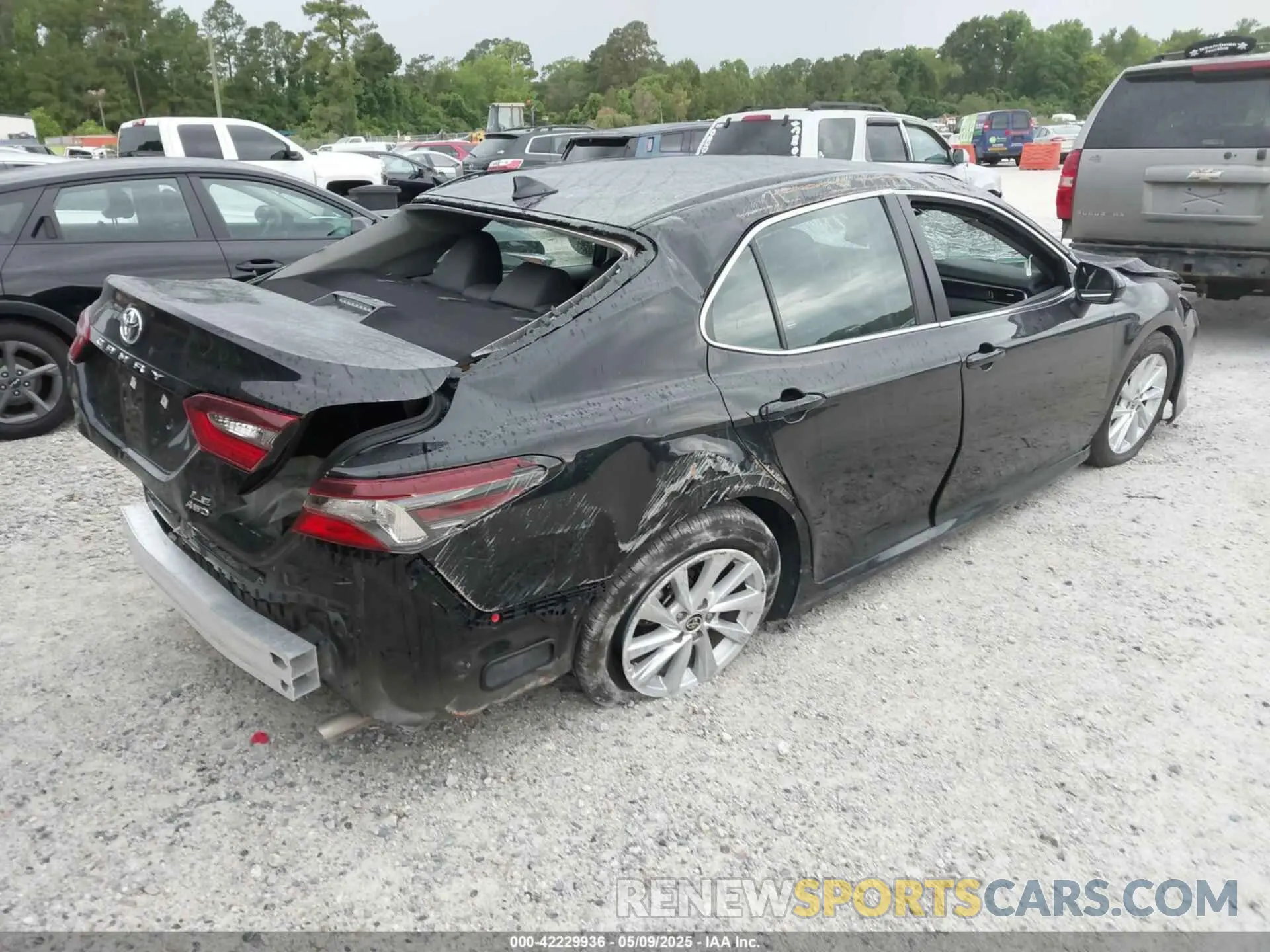 4 fotografías del automóvil dañado 4T1C11BK4PU086054 TOYOTA CAMRY 2023