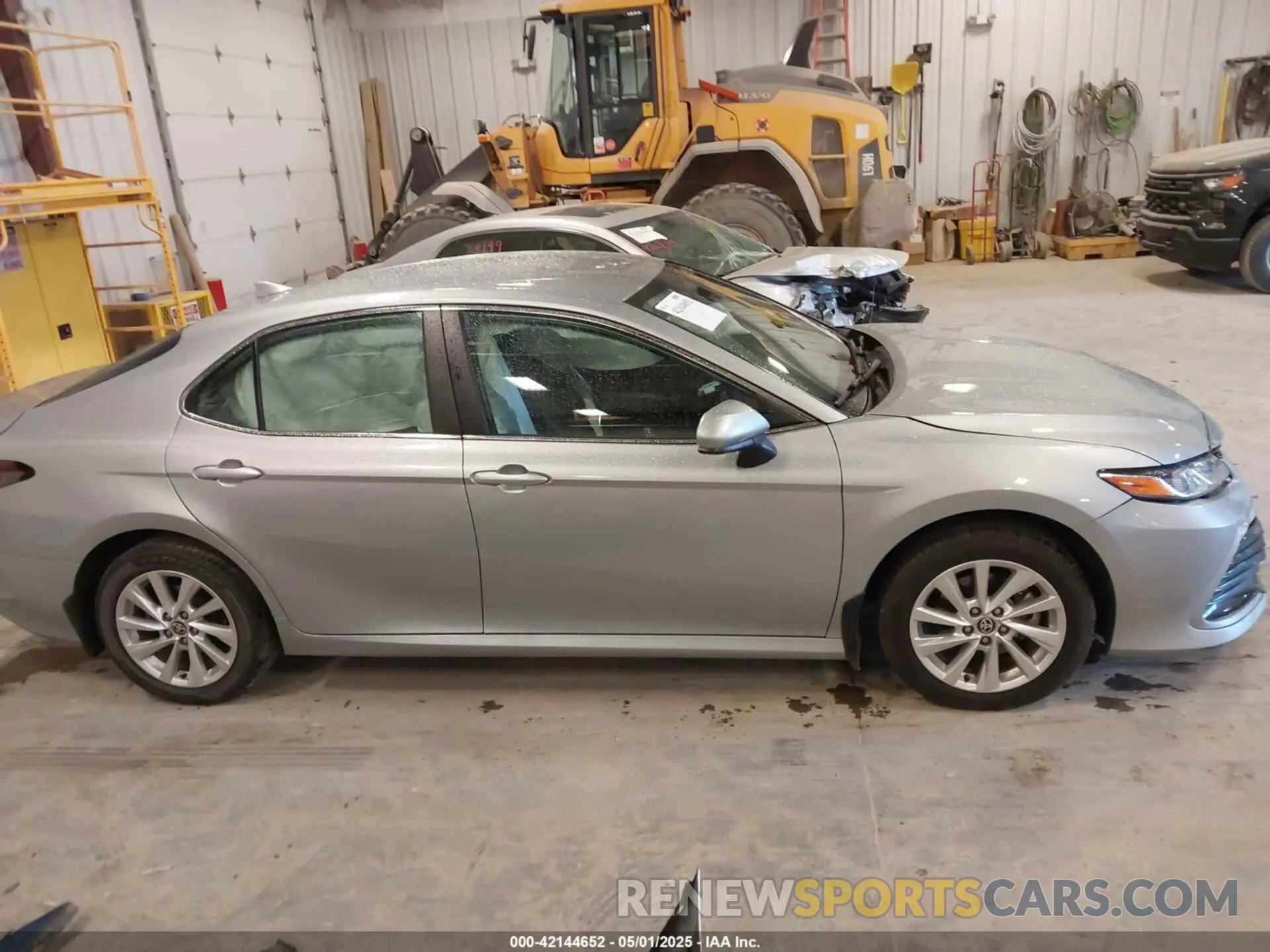 13 fotografías del automóvil dañado 4T1C11BK6PU092261 TOYOTA CAMRY 2023