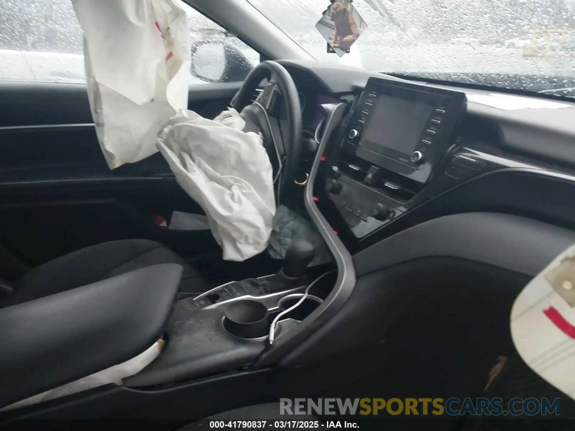 5 fotografías del automóvil dañado 4T1C11BK6PU106532 TOYOTA CAMRY 2023
