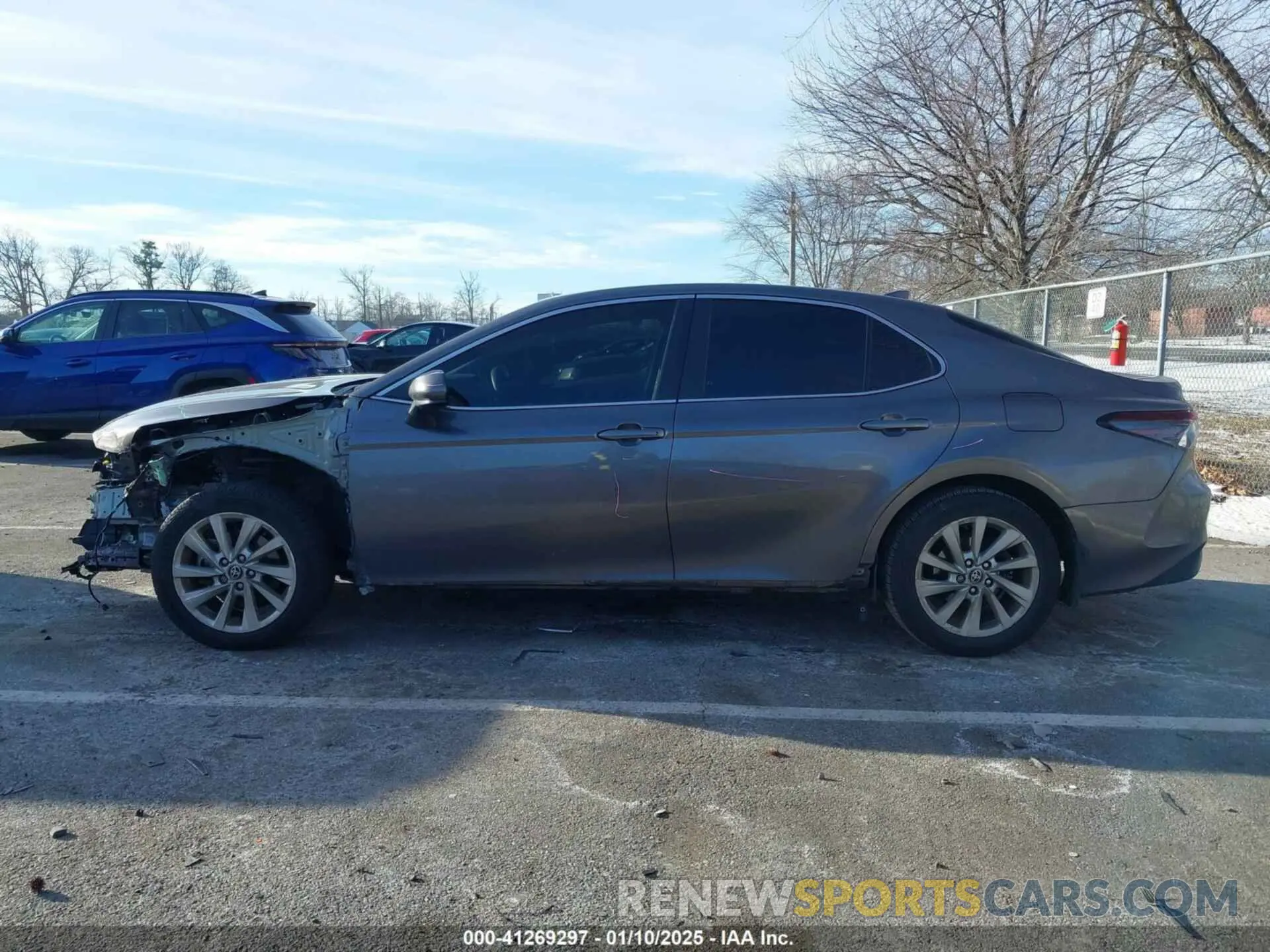 14 fotografías del automóvil dañado 4T1C11BK9PU102684 TOYOTA CAMRY 2023