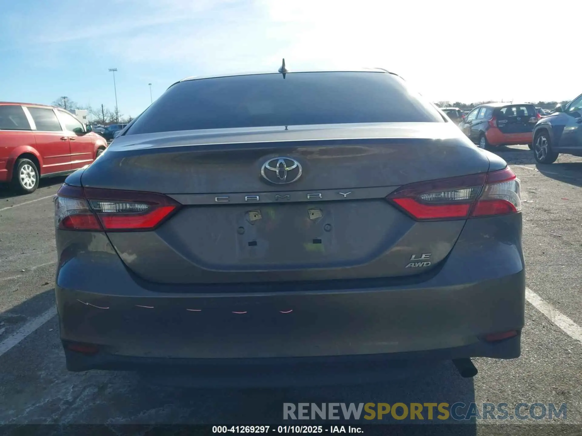 16 fotografías del automóvil dañado 4T1C11BK9PU102684 TOYOTA CAMRY 2023