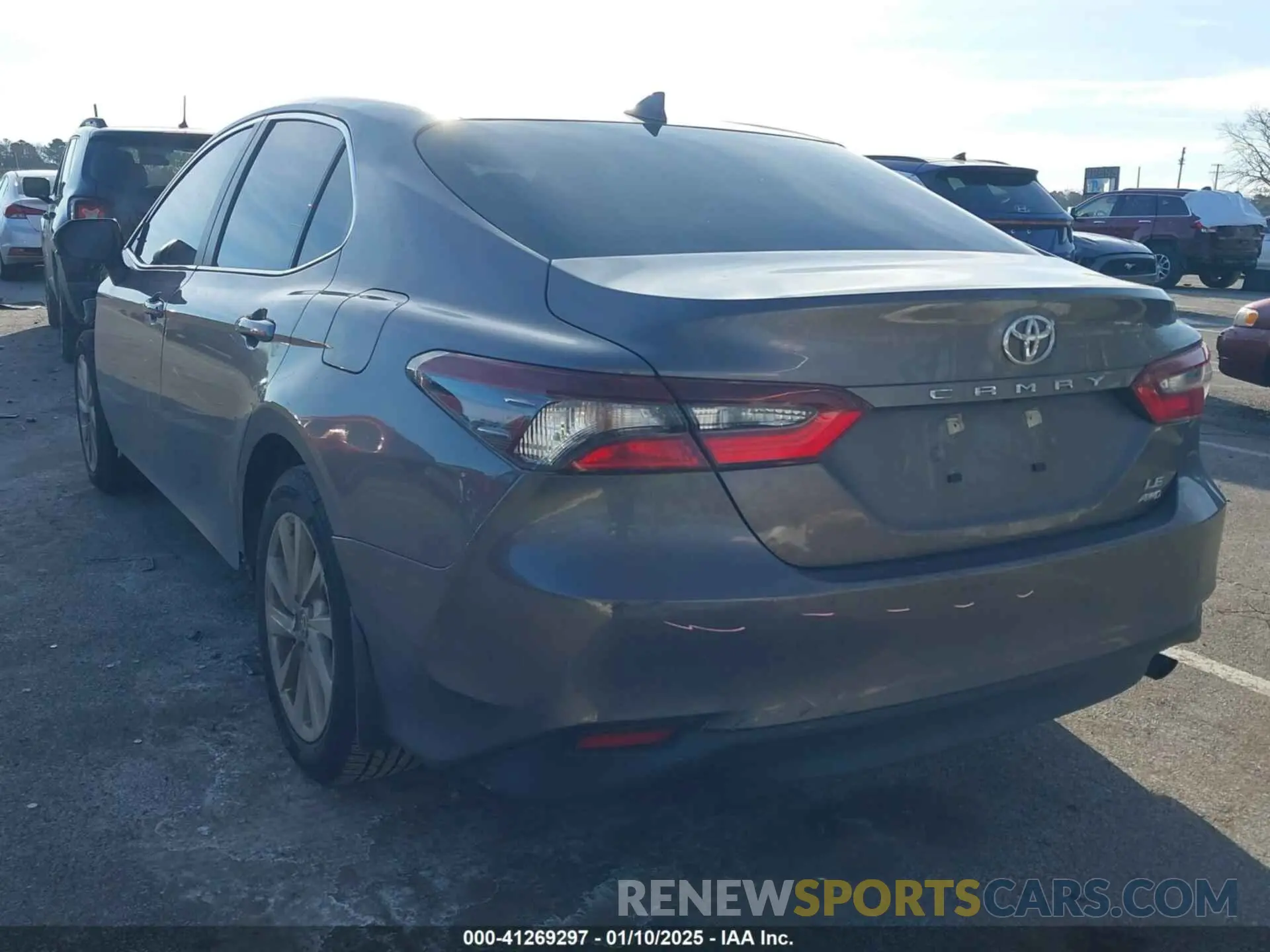 3 fotografías del automóvil dañado 4T1C11BK9PU102684 TOYOTA CAMRY 2023